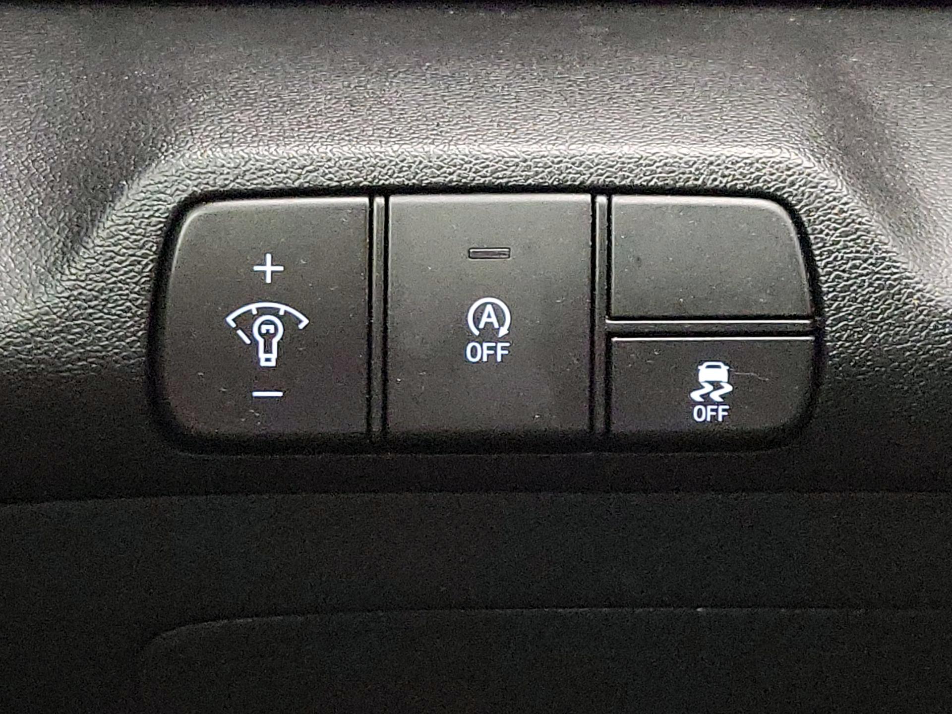 Thumbnail: 2024 Hyundai Elantra - 13