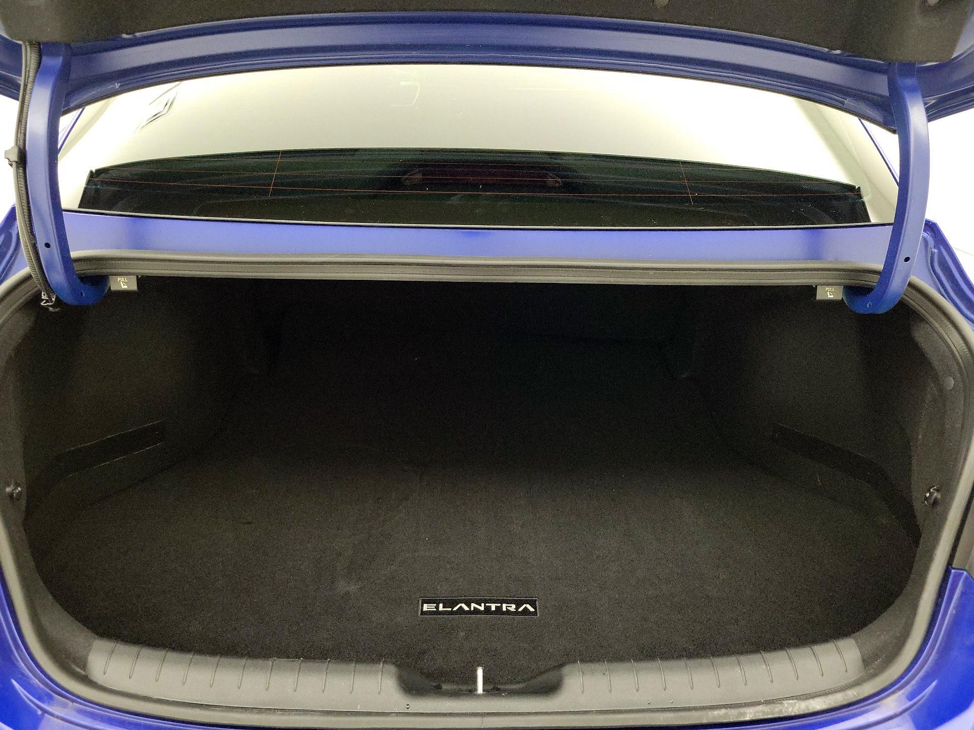 Thumbnail: 2024 Hyundai Elantra - 20