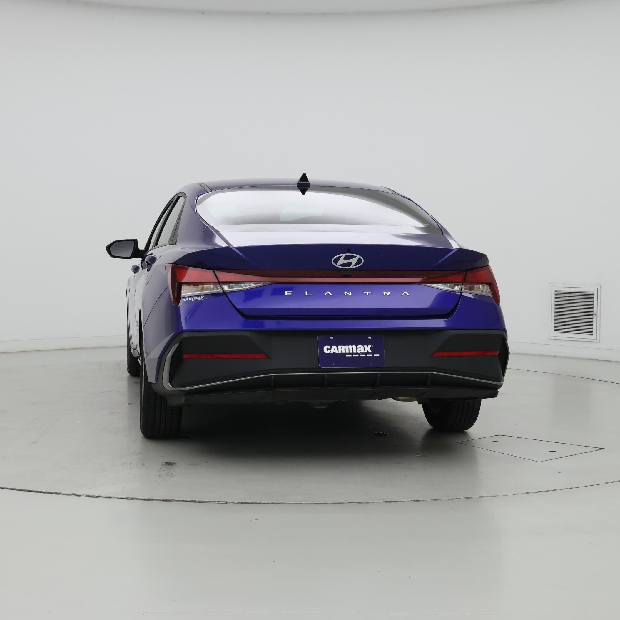 Thumbnail: 2024 Hyundai Elantra - 6