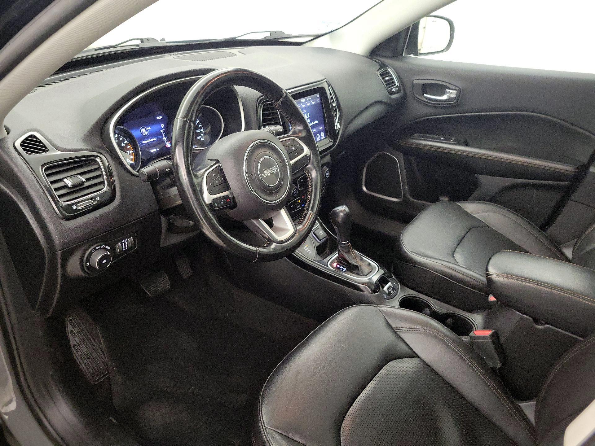 Thumbnail: 2020 Jeep Compass - 11