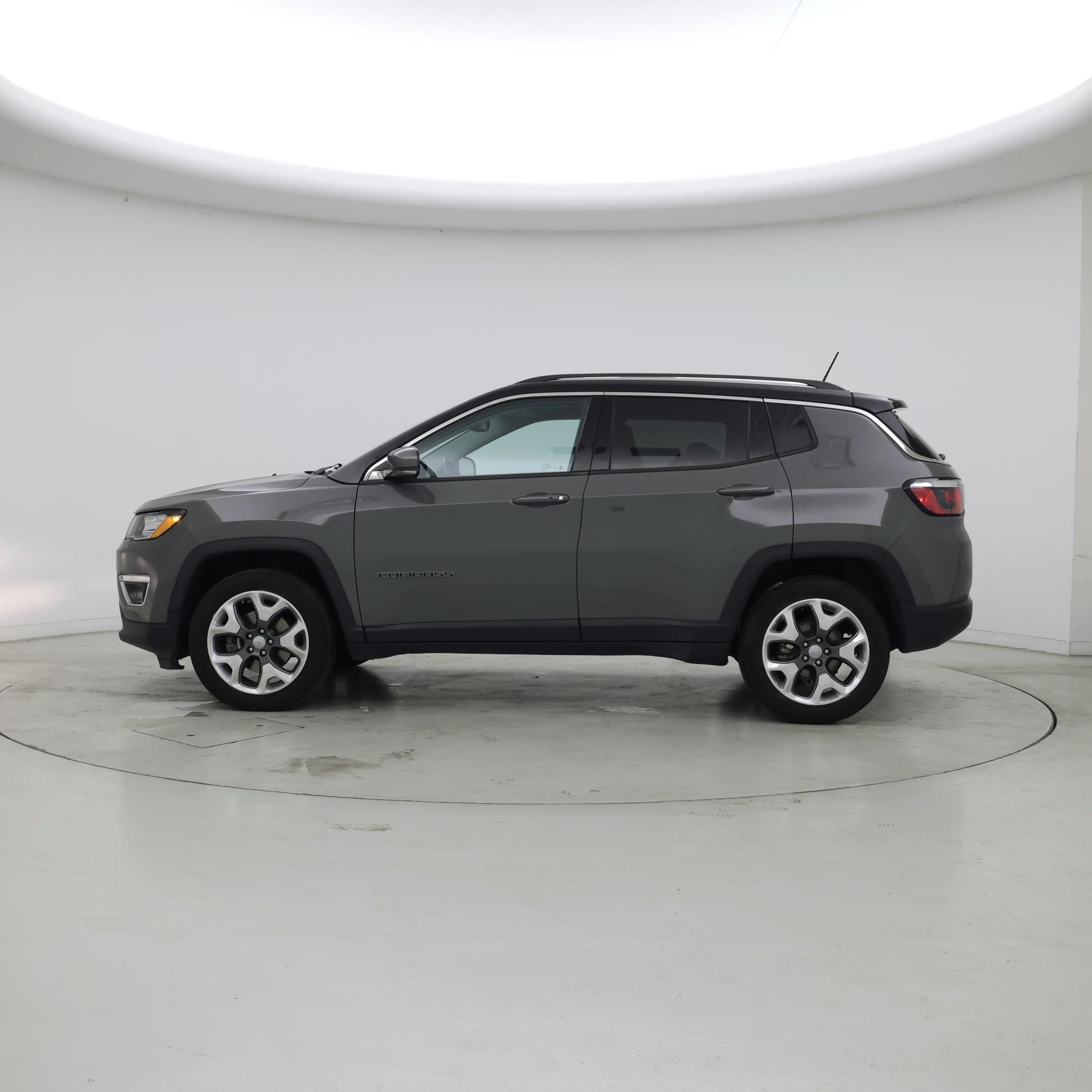 Thumbnail: 2020 Jeep Compass - 3