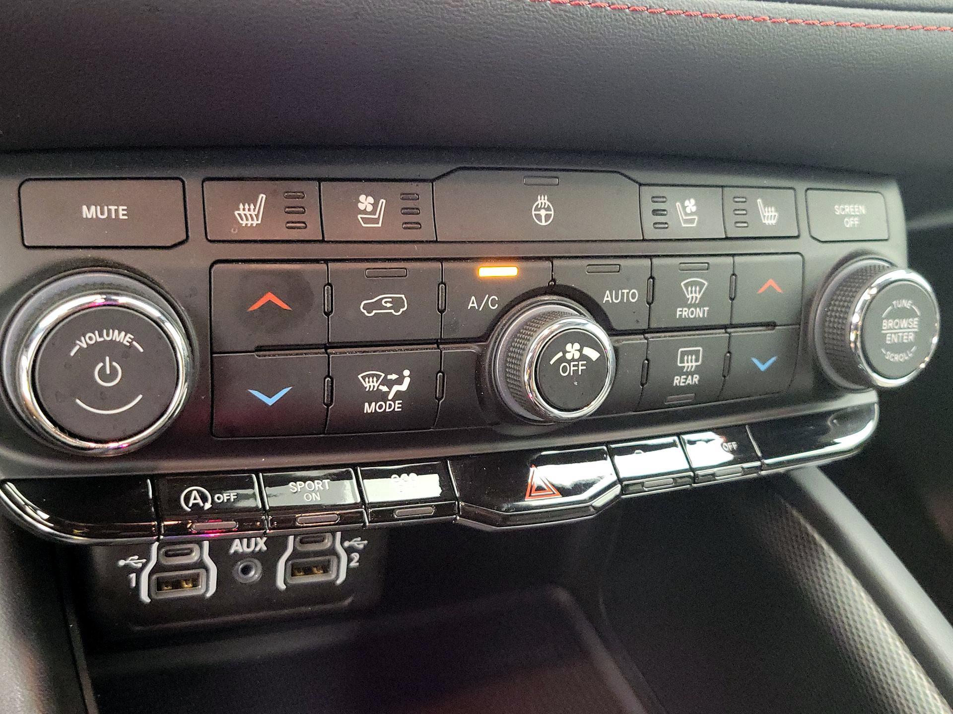 Thumbnail: 2024 Dodge Durango - 17