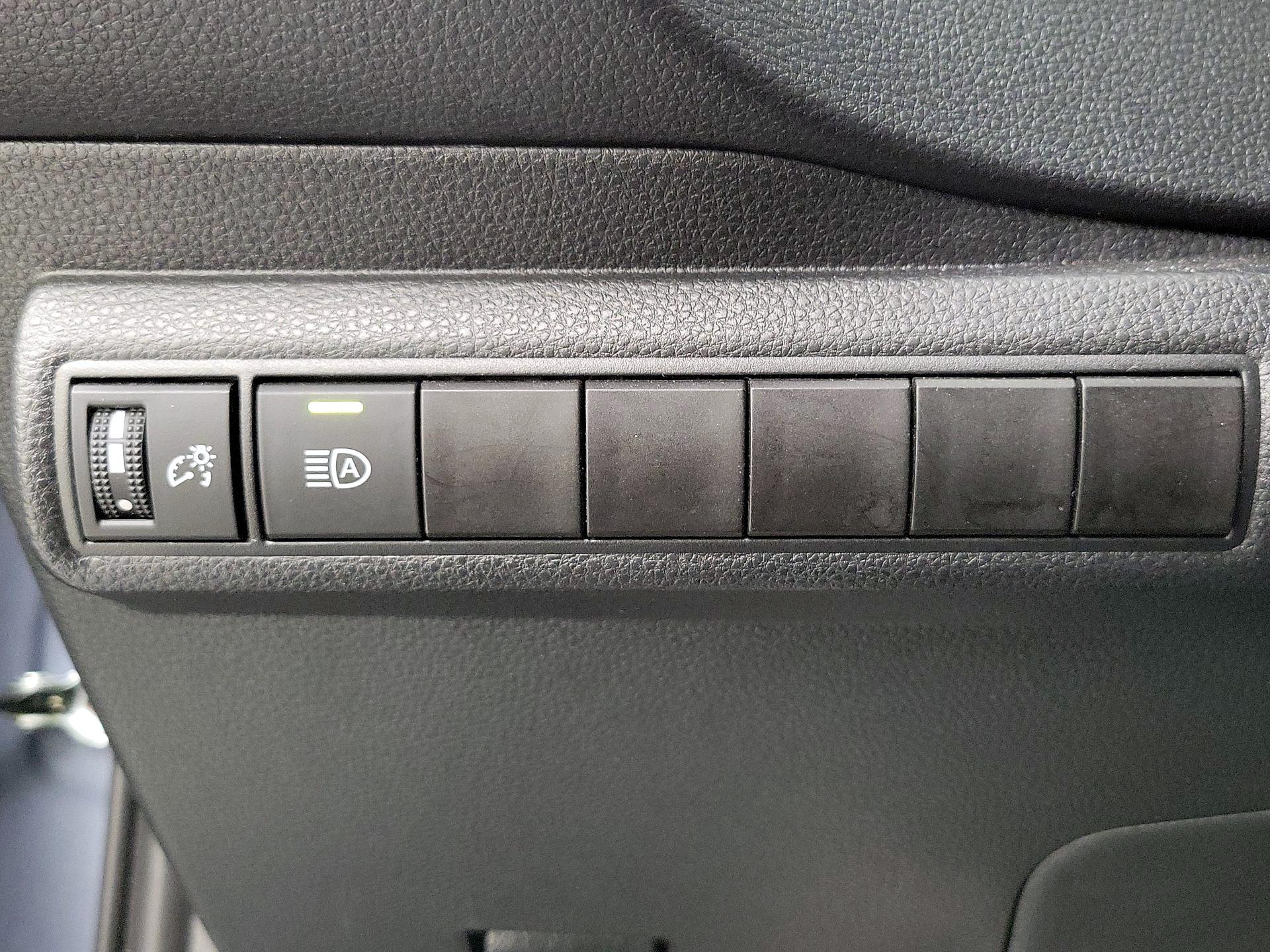 Thumbnail: 2025 Toyota Corolla - 13