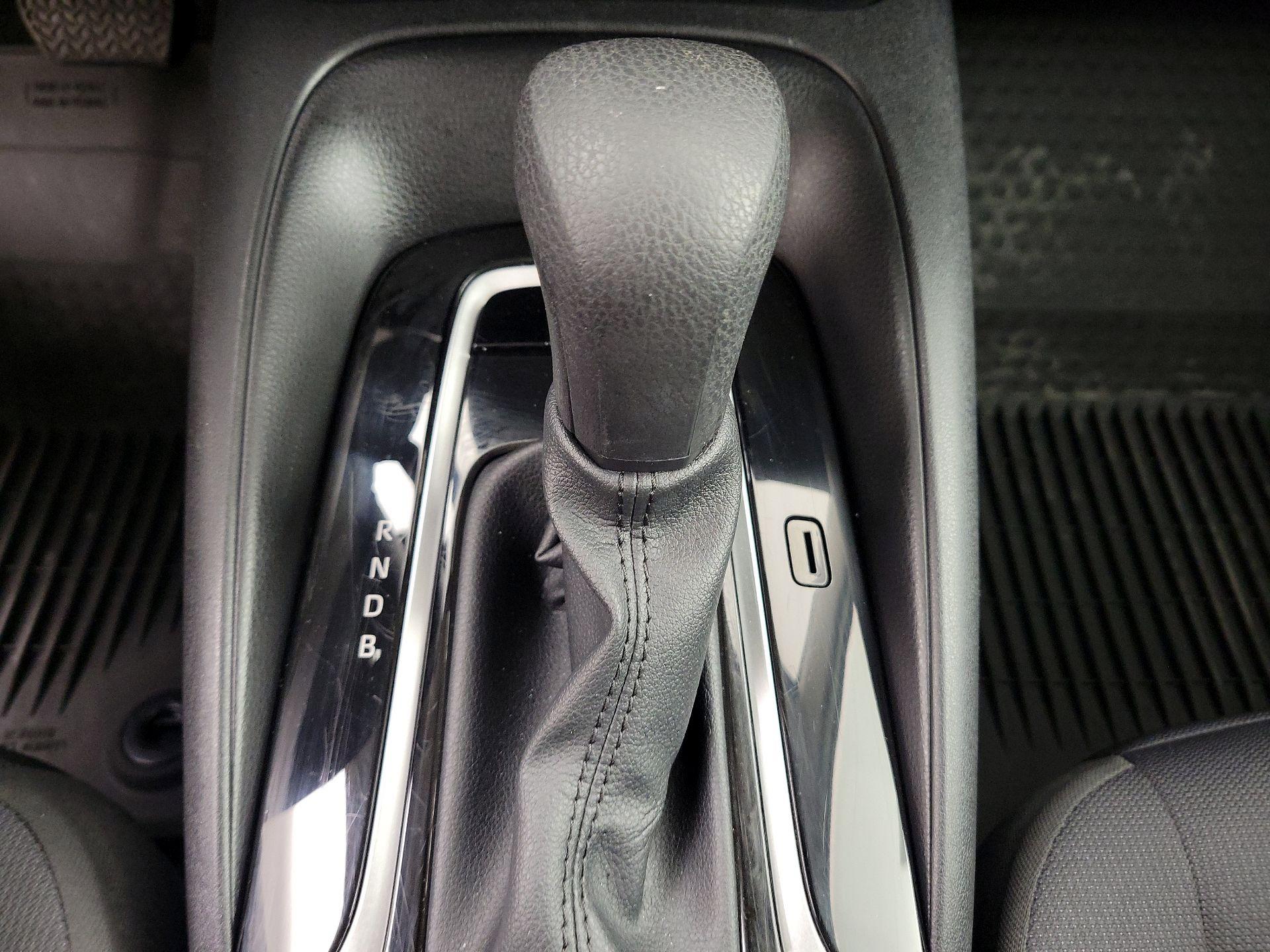 Thumbnail: 2025 Toyota Corolla - 17