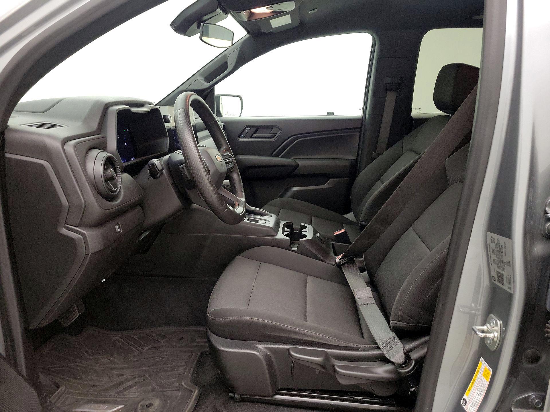 Thumbnail: 2024 Chevrolet Colorado - 11