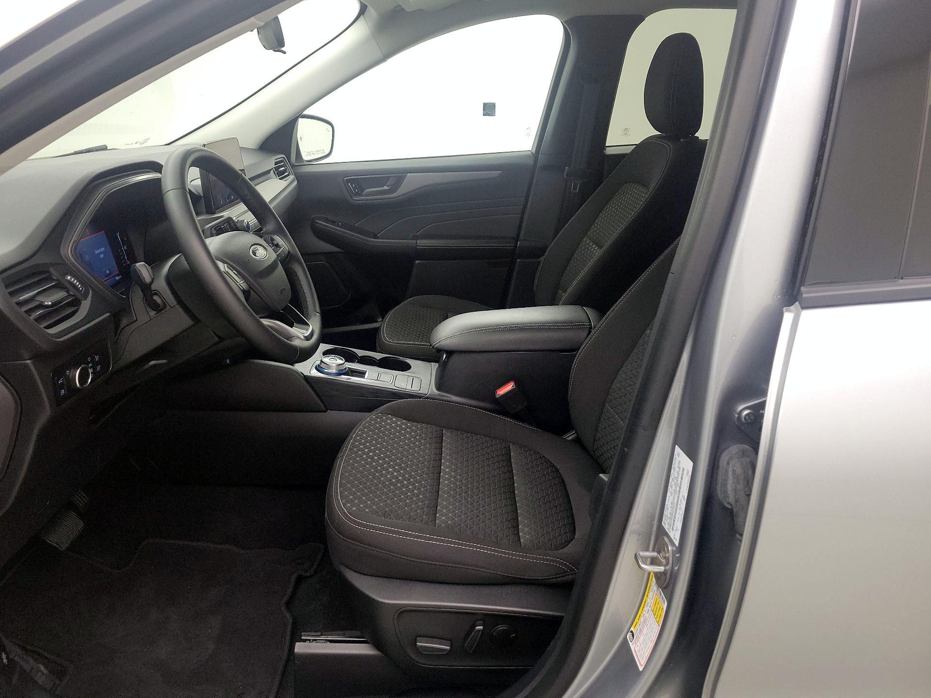 Thumbnail: 2023 Ford Escape - 11