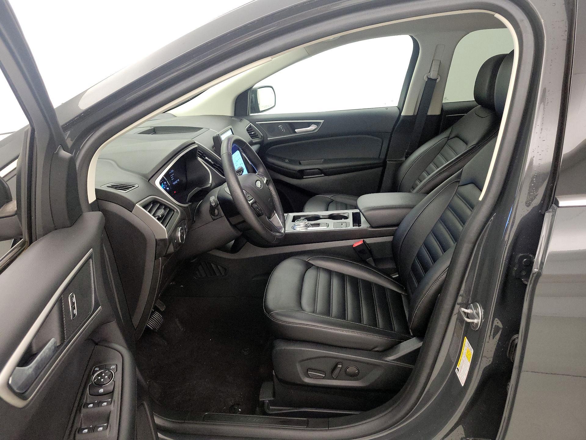 Thumbnail: 2021 Ford Edge - 11