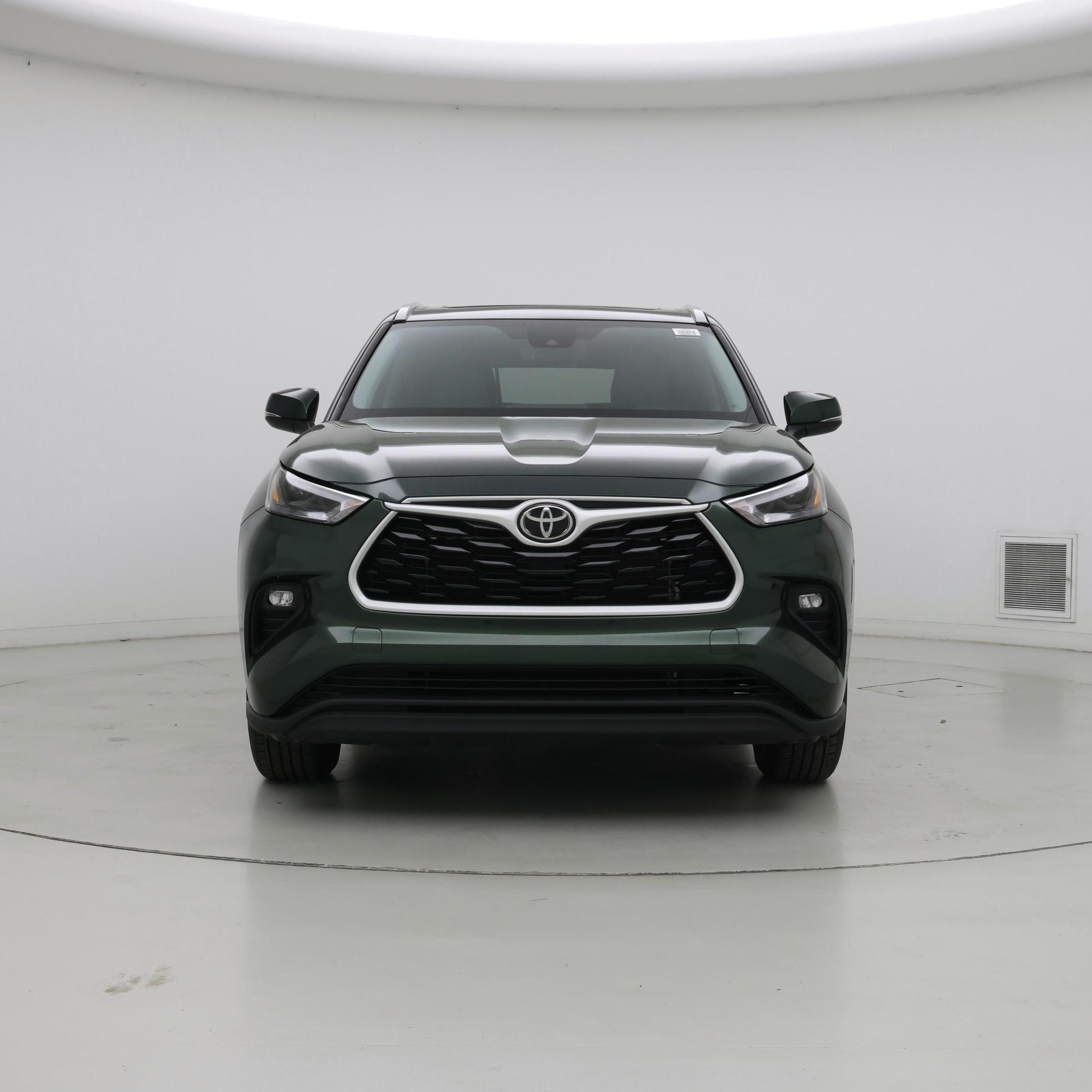 Thumbnail: 2023 Toyota Highlander - 5