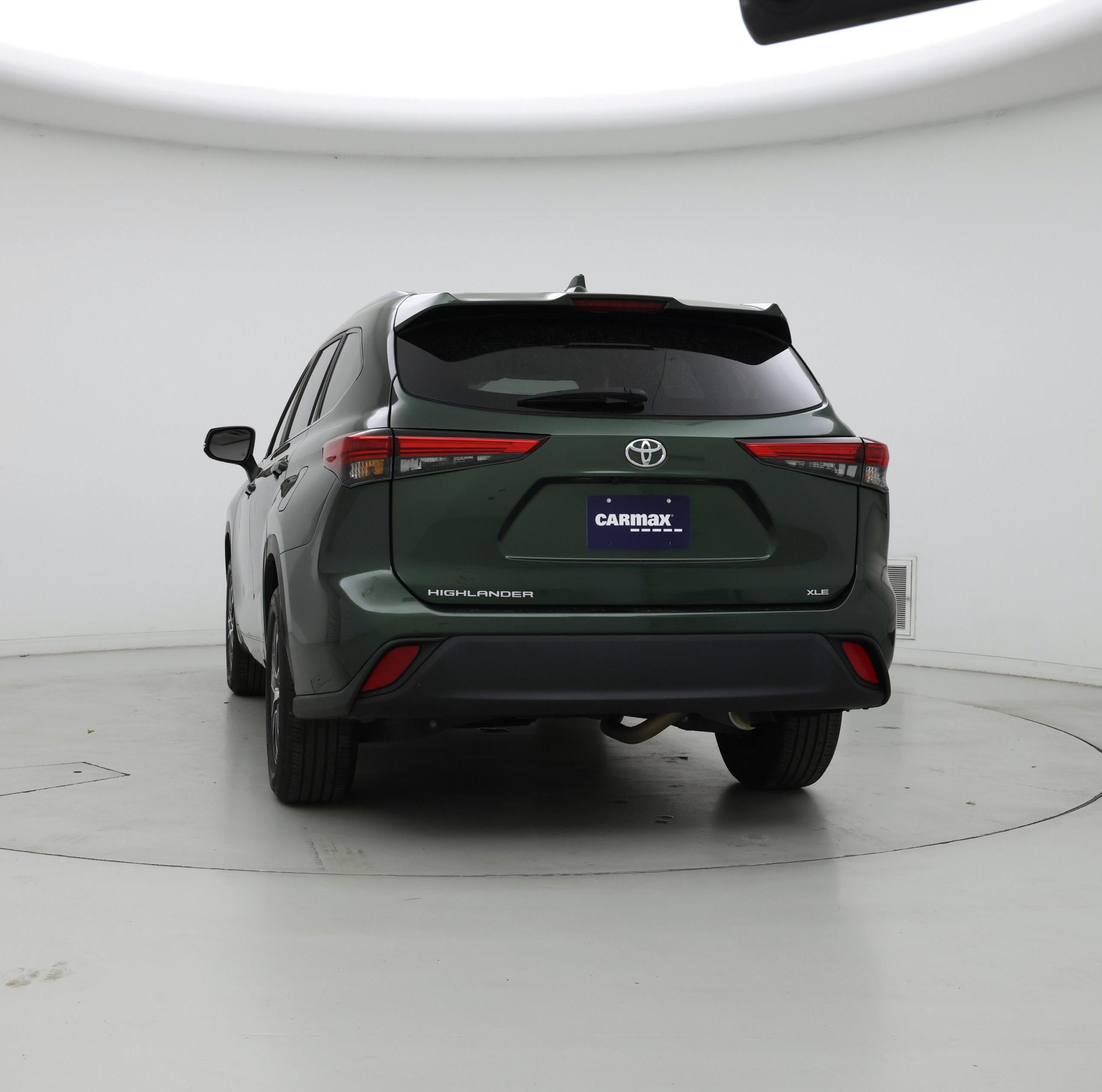 Thumbnail: 2023 Toyota Highlander - 6