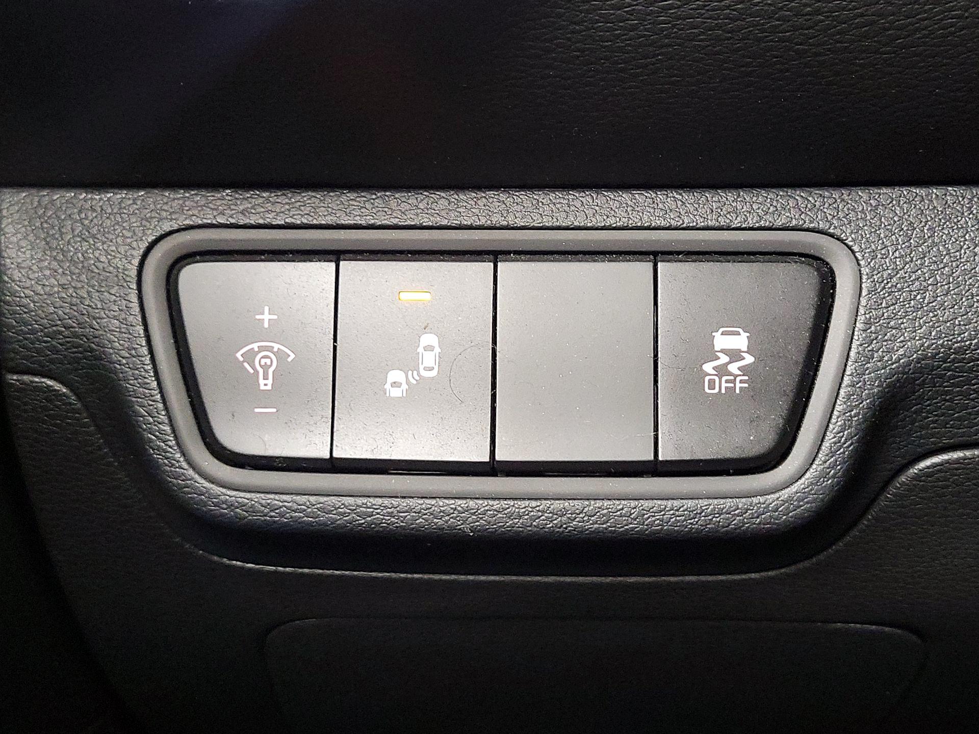 Thumbnail: 2024 Kia Forte - 13