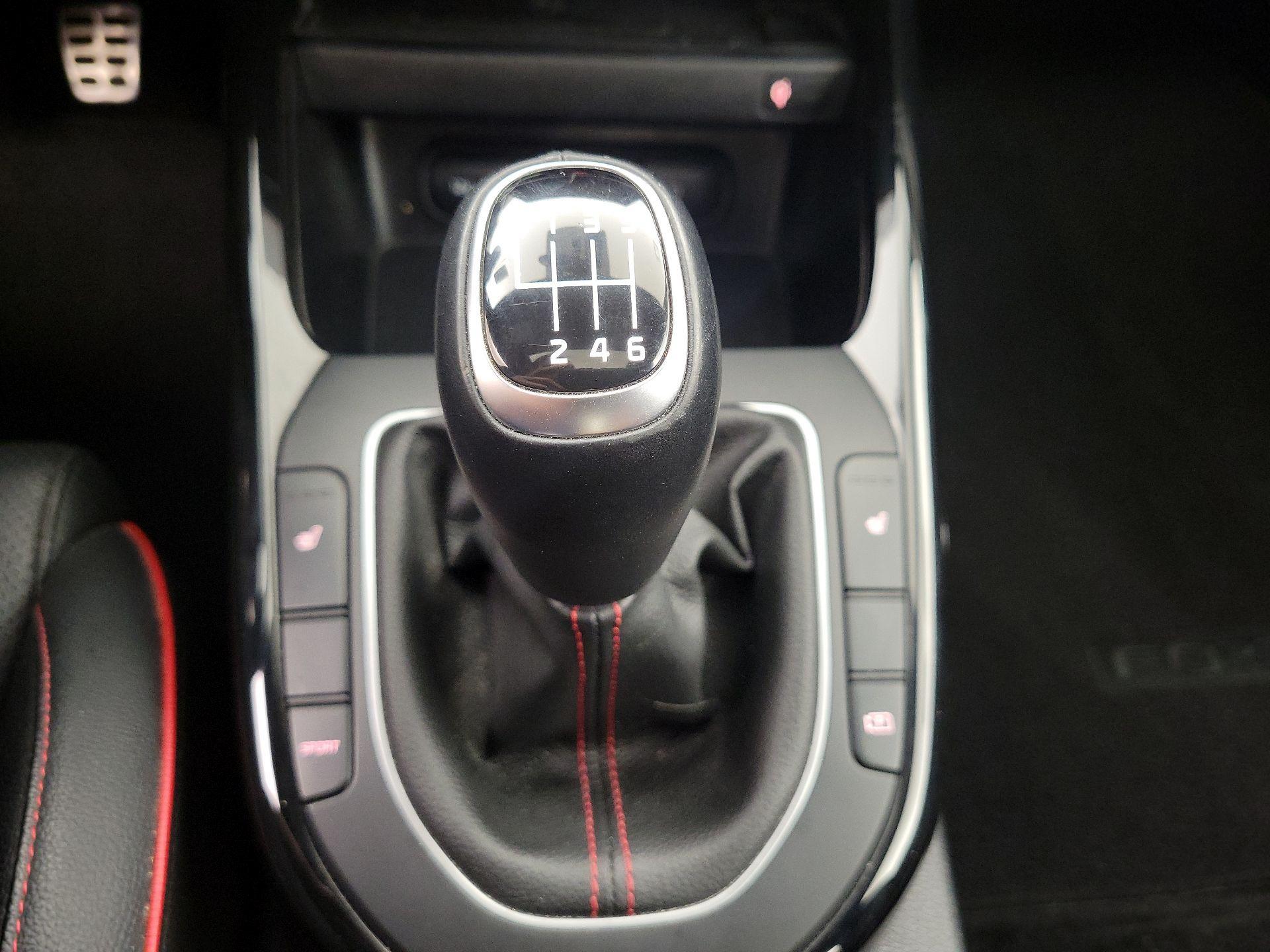 Thumbnail: 2024 Kia Forte - 18