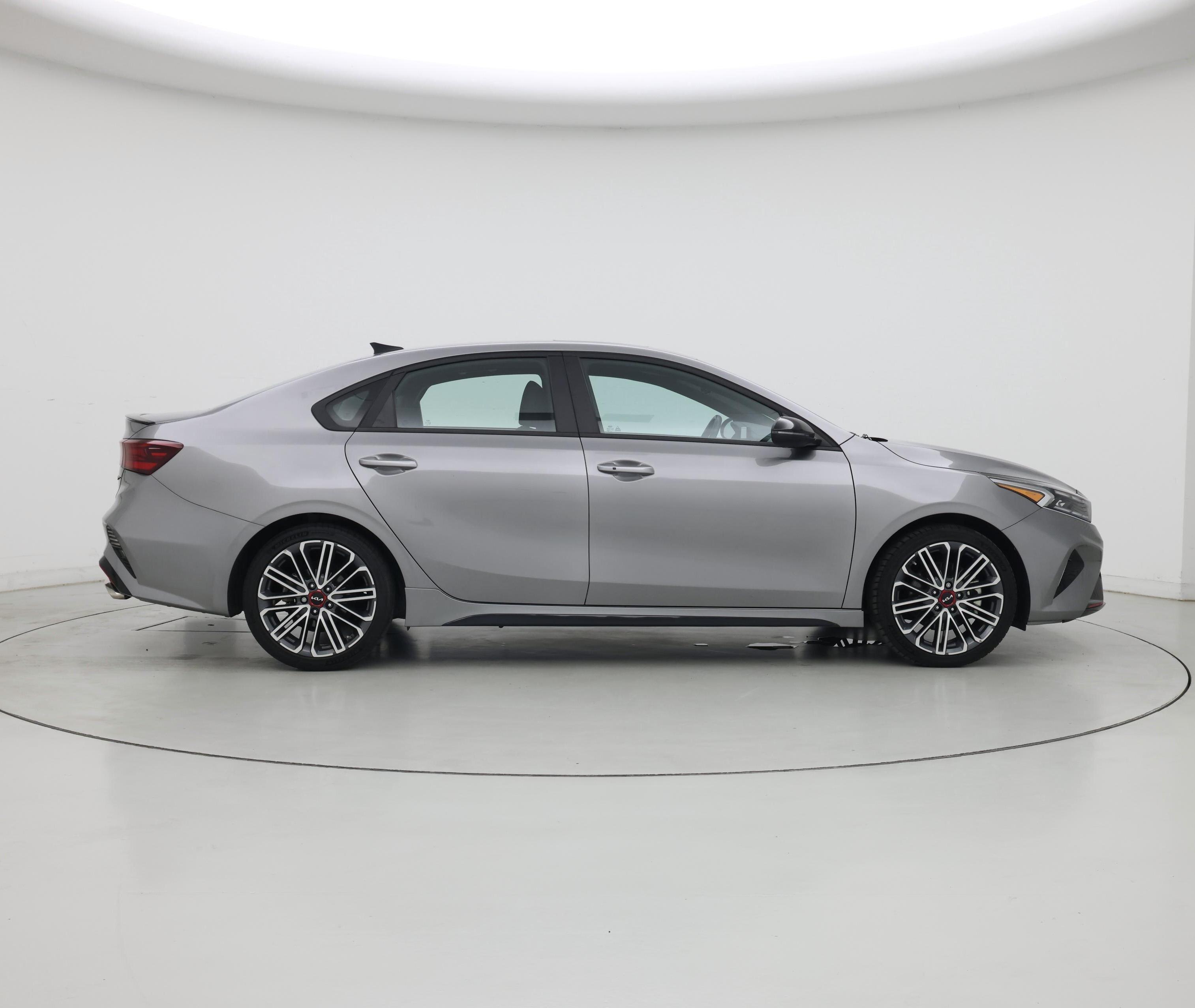 Thumbnail: 2024 Kia Forte - 7