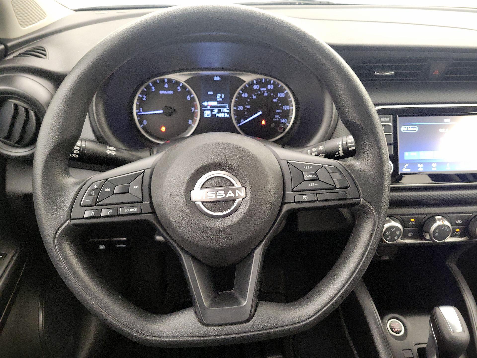 Thumbnail: 2023 Nissan Kicks - 10