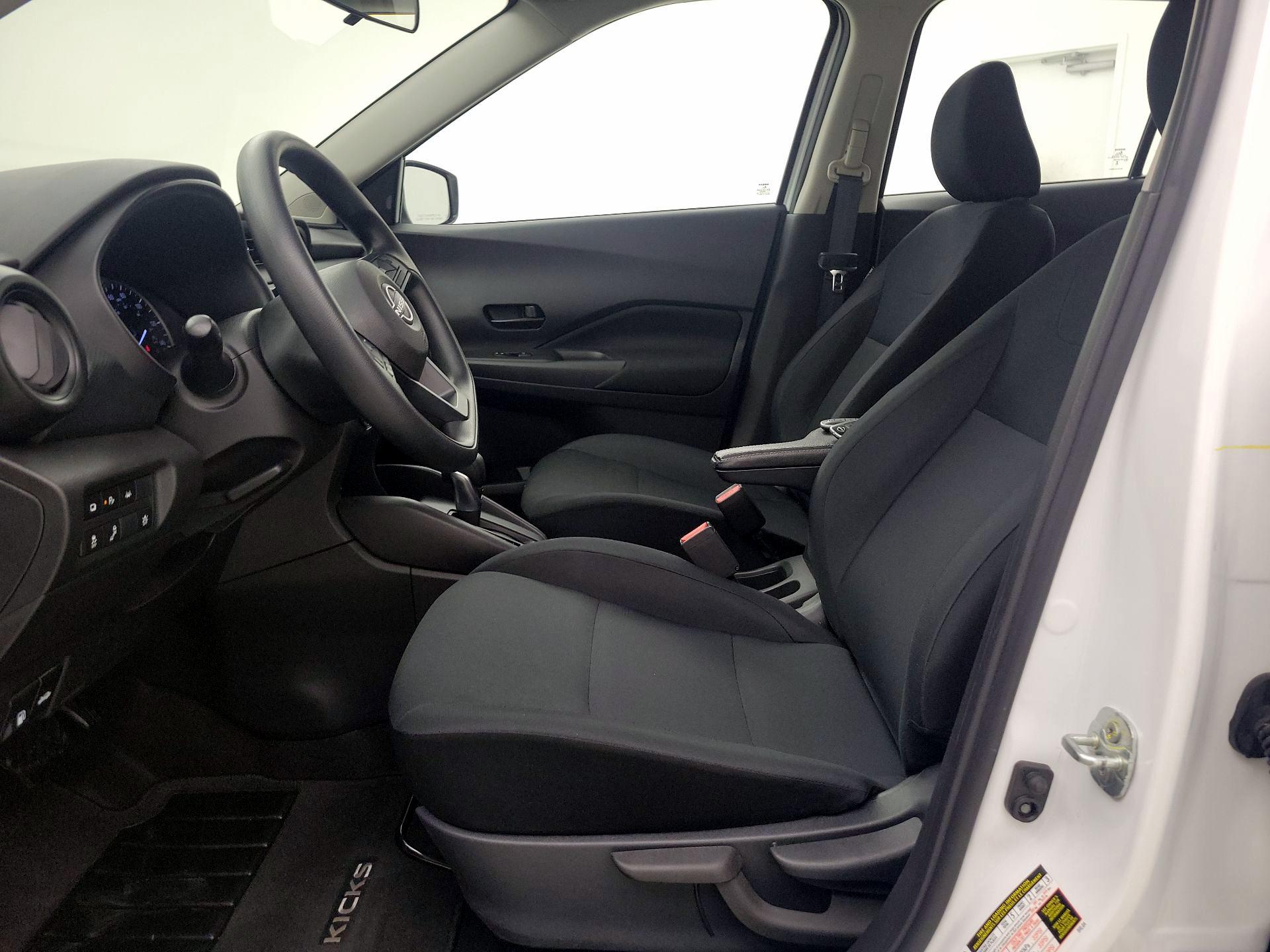 Thumbnail: 2023 Nissan Kicks - 11