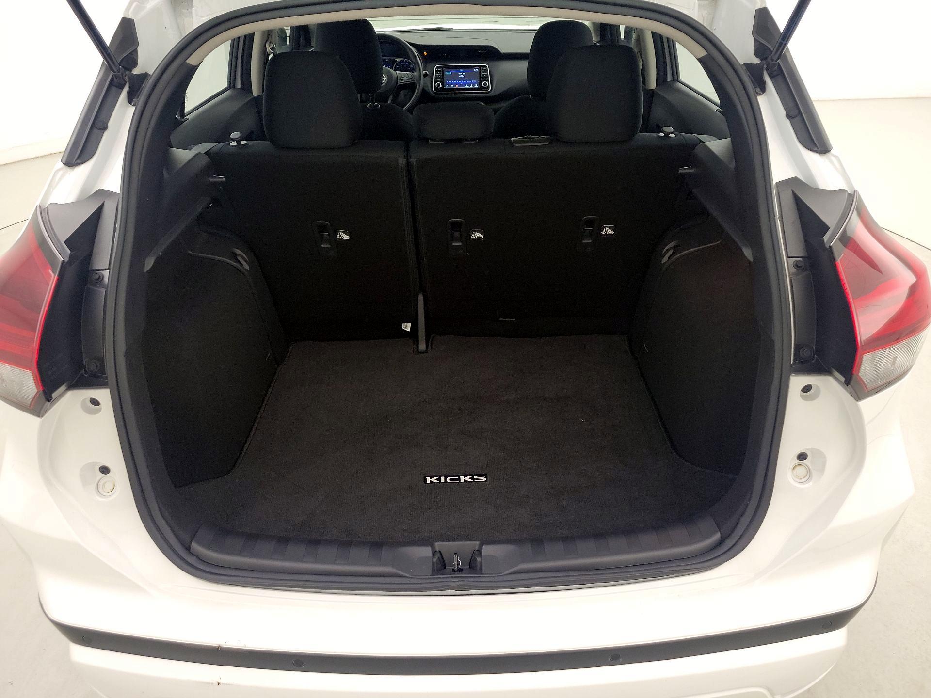 Thumbnail: 2023 Nissan Kicks - 20