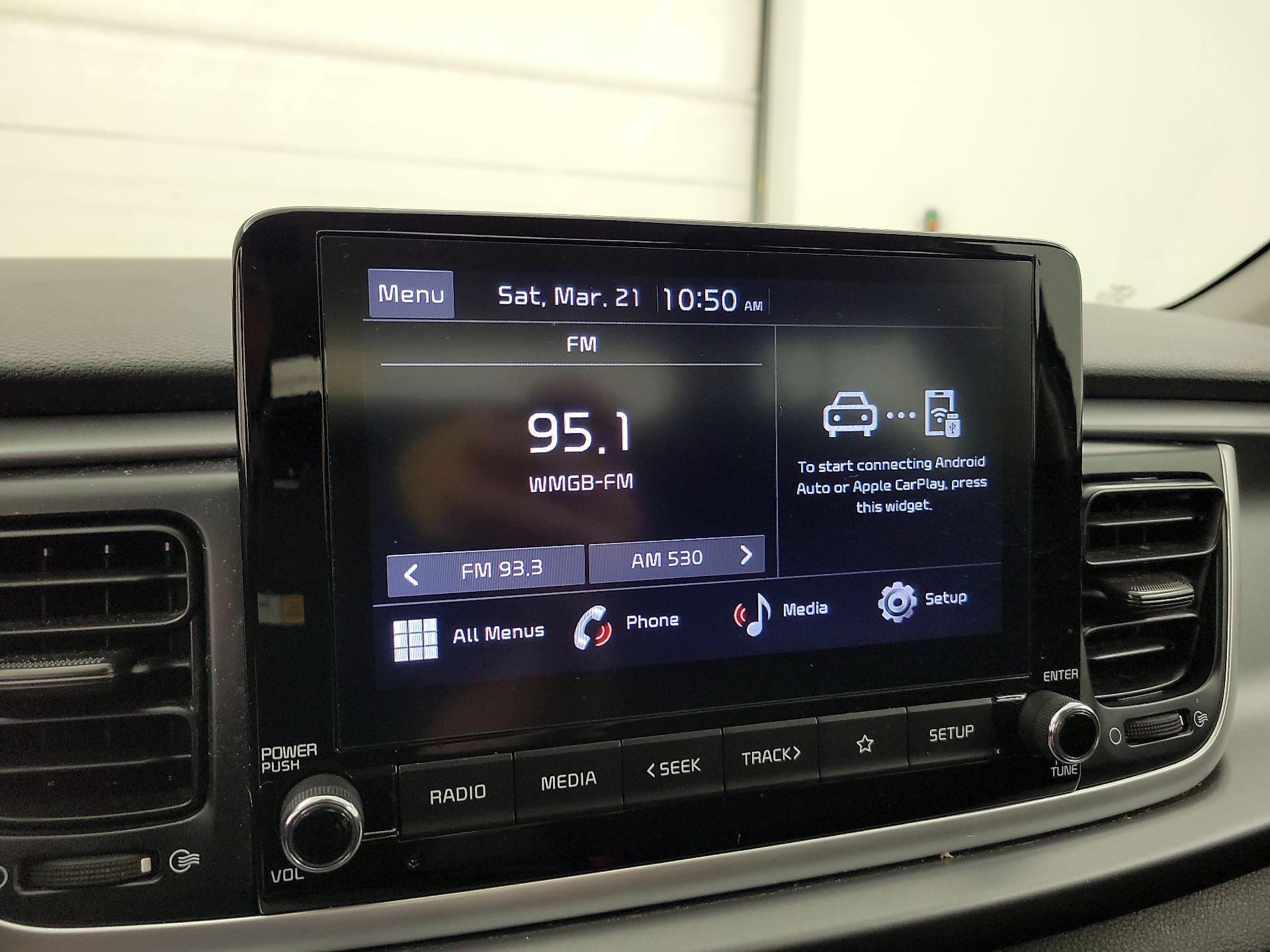 Thumbnail: 2023 Kia Rio - 15