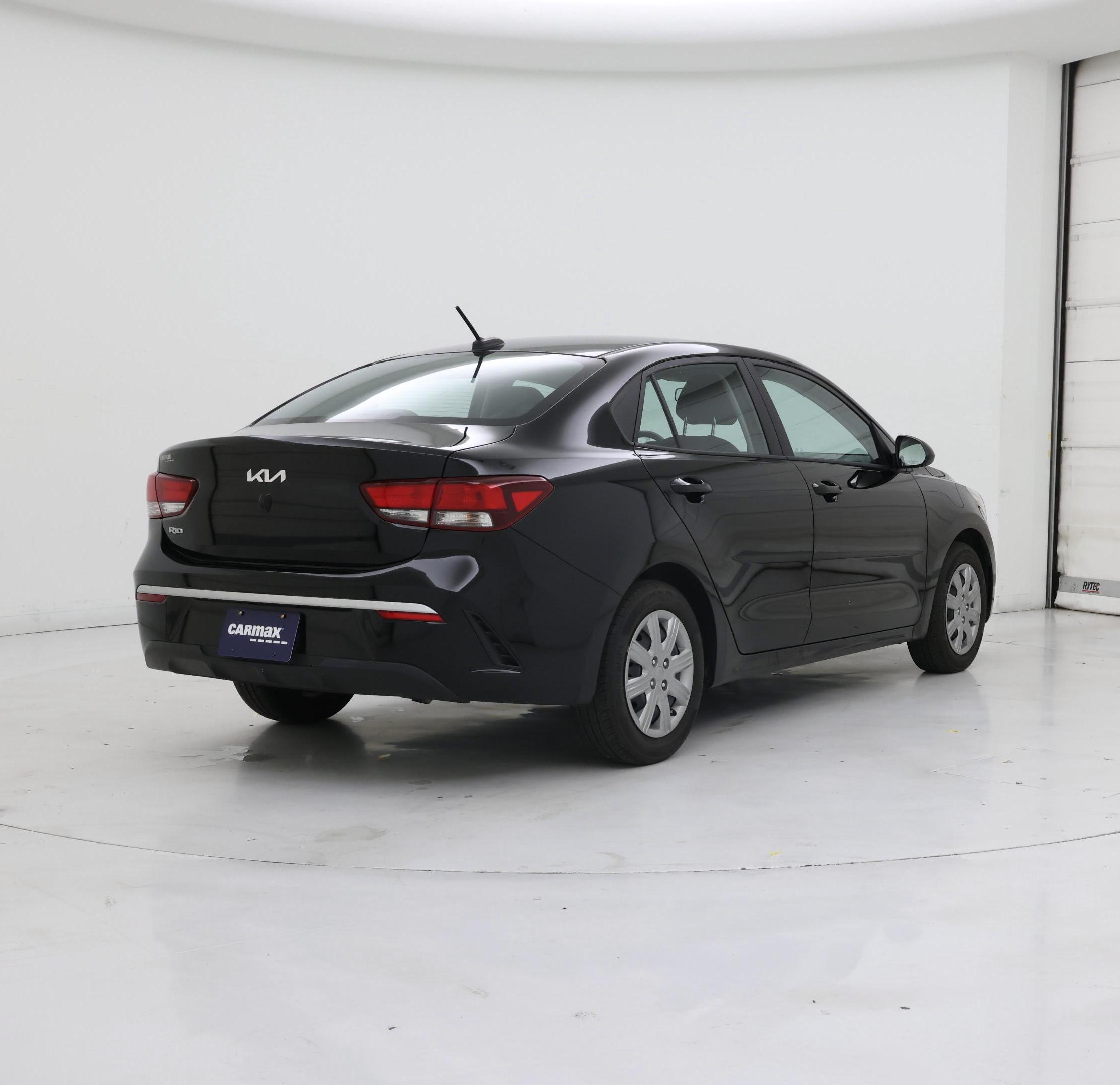 Thumbnail: 2023 Kia Rio - 8