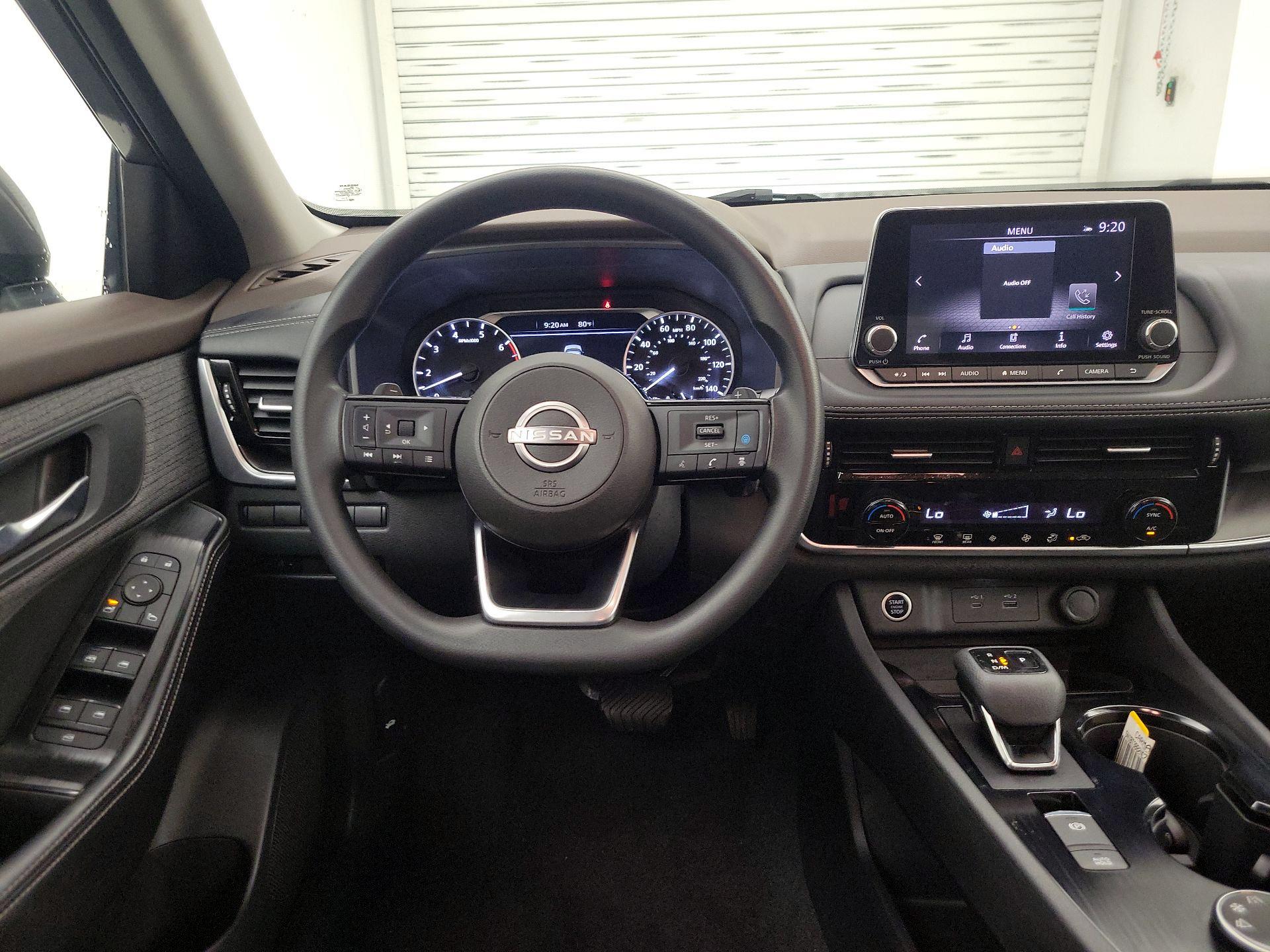 Thumbnail: 2022 Nissan Rogue - 10