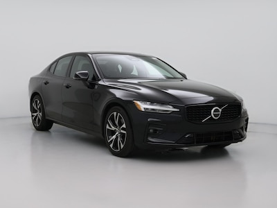 2024 Volvo S60 B5 Plus Dark Theme