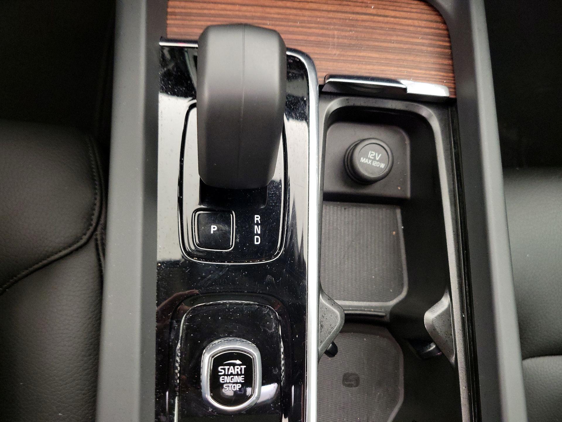 Thumbnail: 2024 Volvo S60 - 18