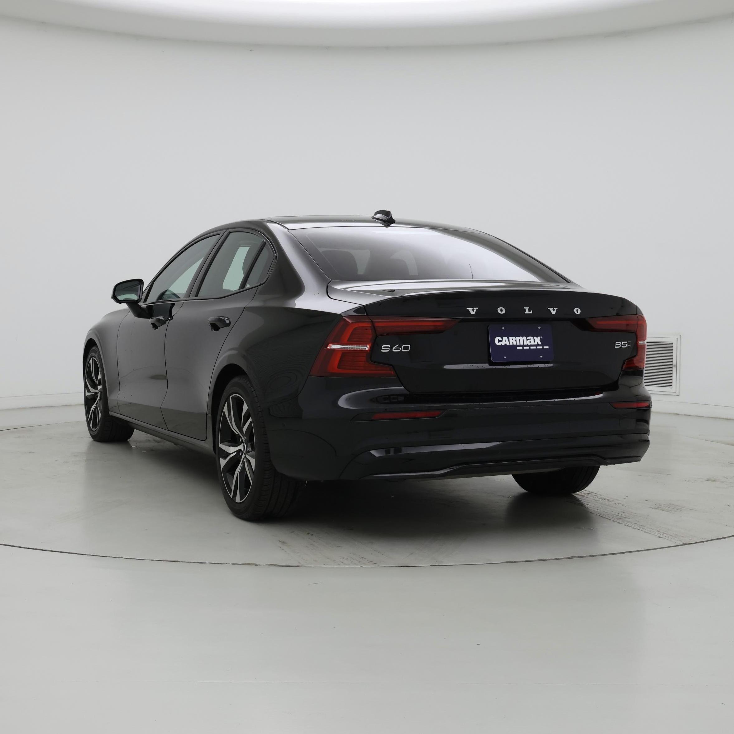 Thumbnail: 2024 Volvo S60 - 2