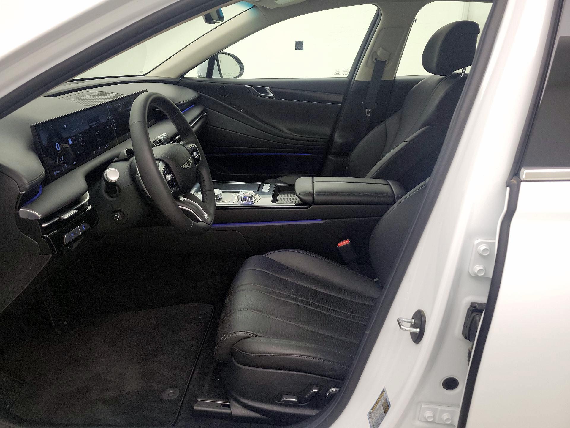 Thumbnail: 2025 Genesis G80 - 11