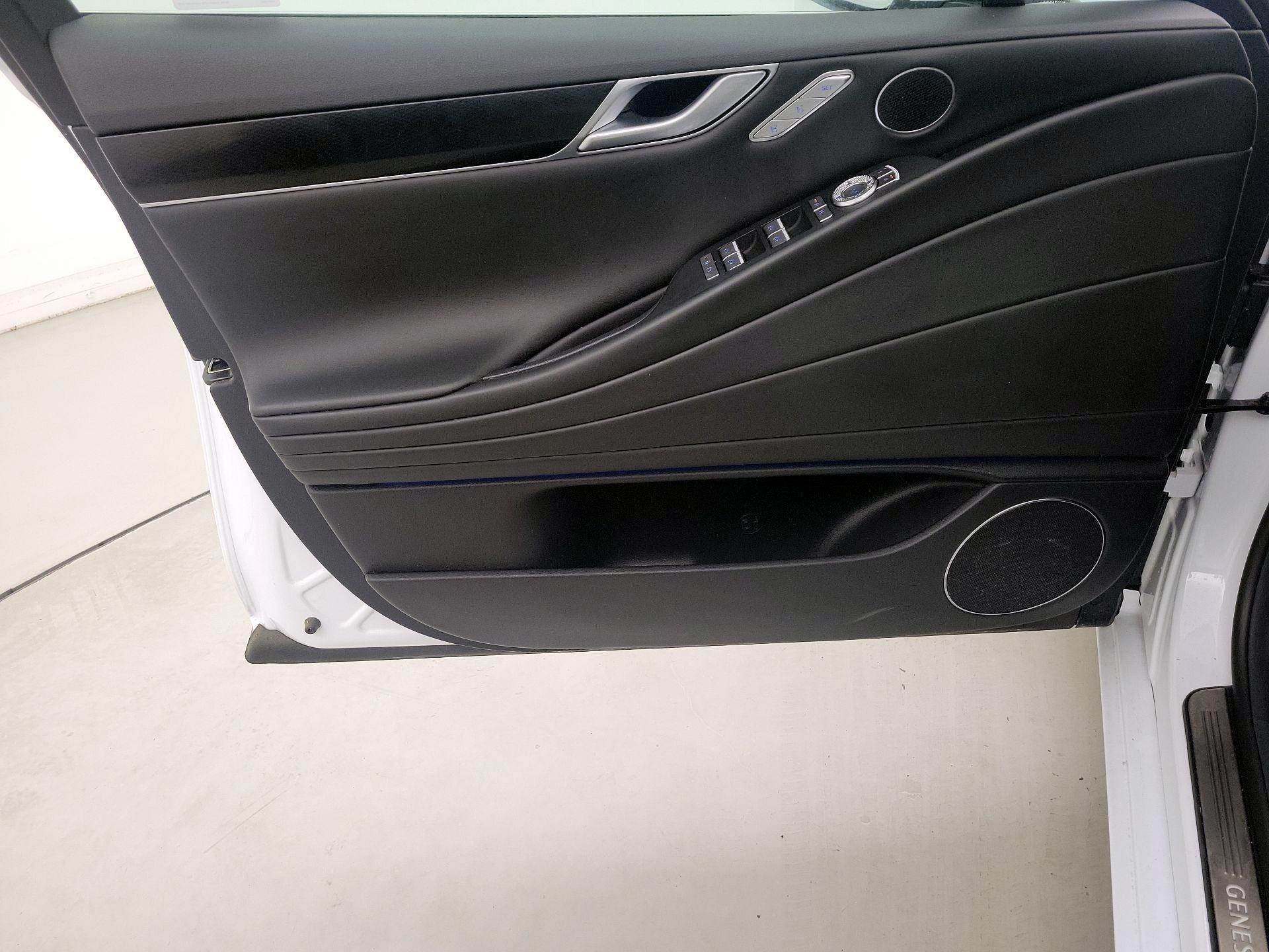 Thumbnail: 2025 Genesis G80 - 12