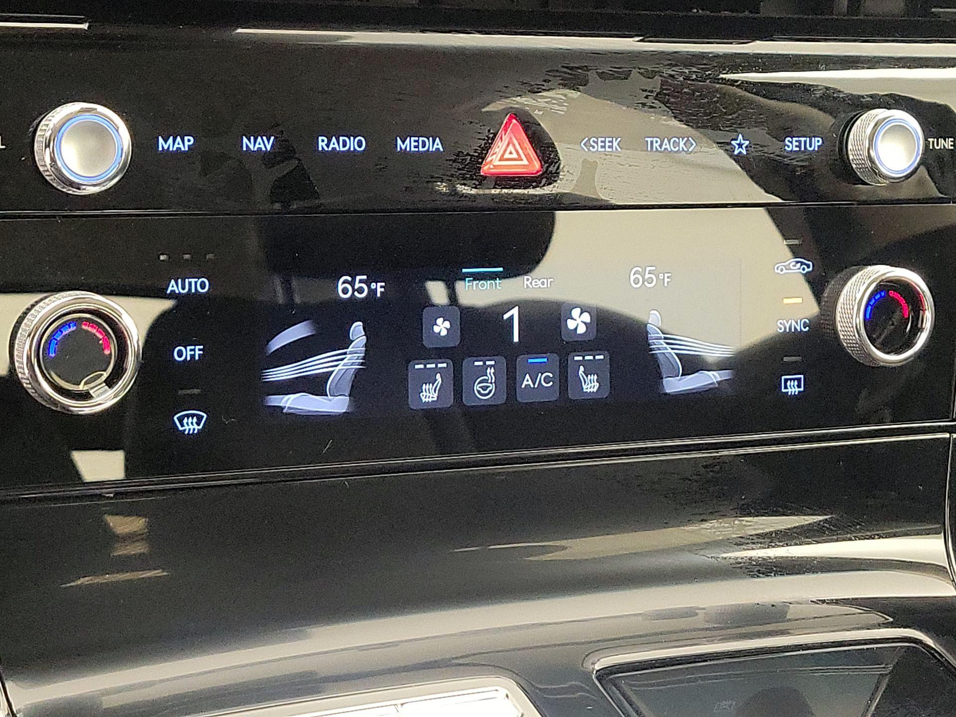 Thumbnail: 2025 Genesis G80 - 17