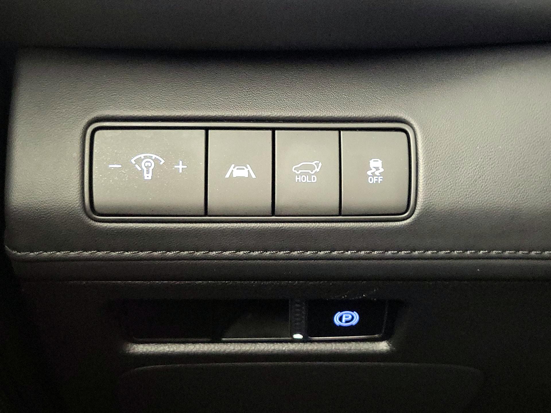 Thumbnail: 2023 Hyundai Santa Fe - 13