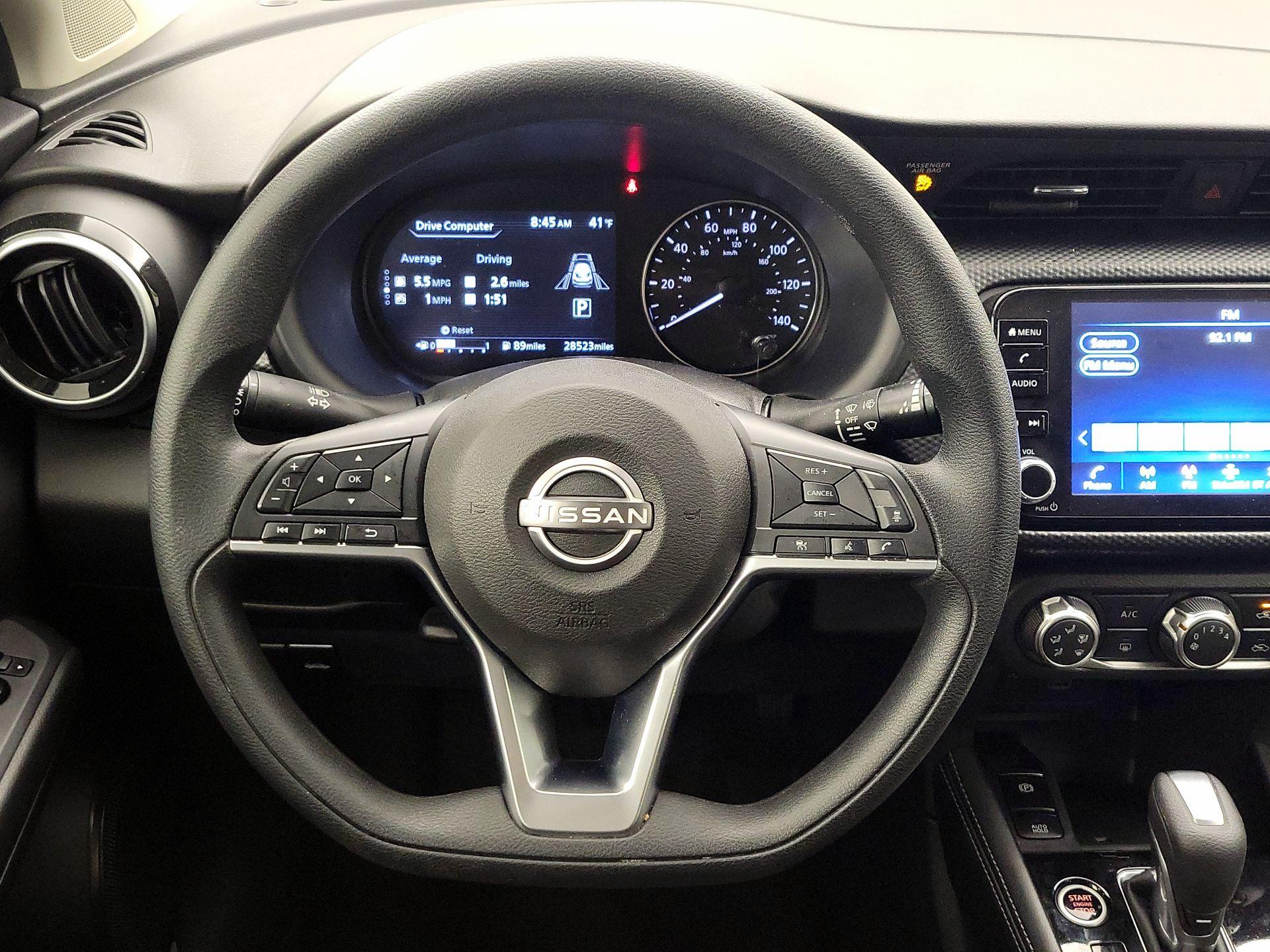 Thumbnail: 2023 Nissan Kicks - 10