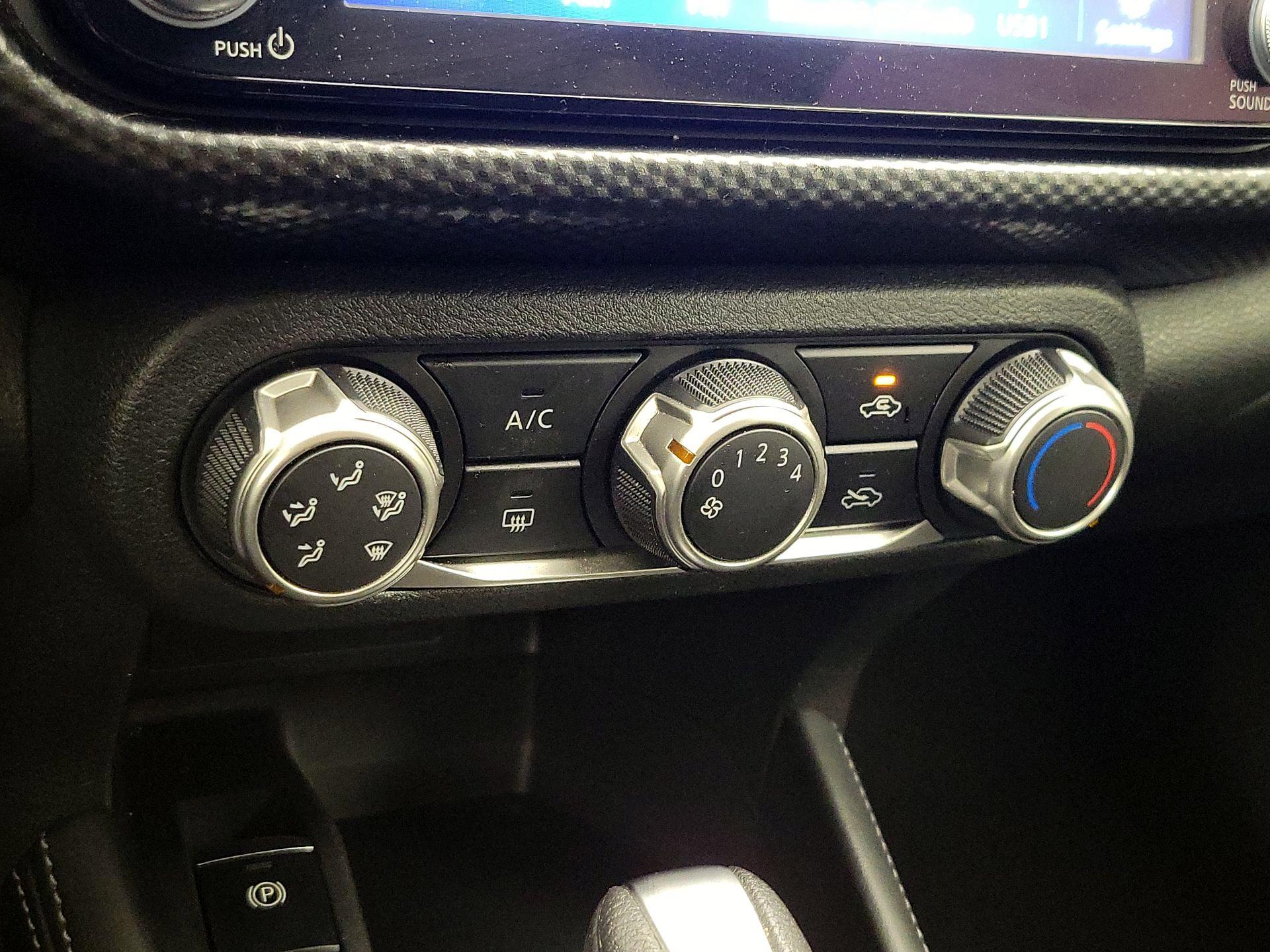 Thumbnail: 2023 Nissan Kicks - 15