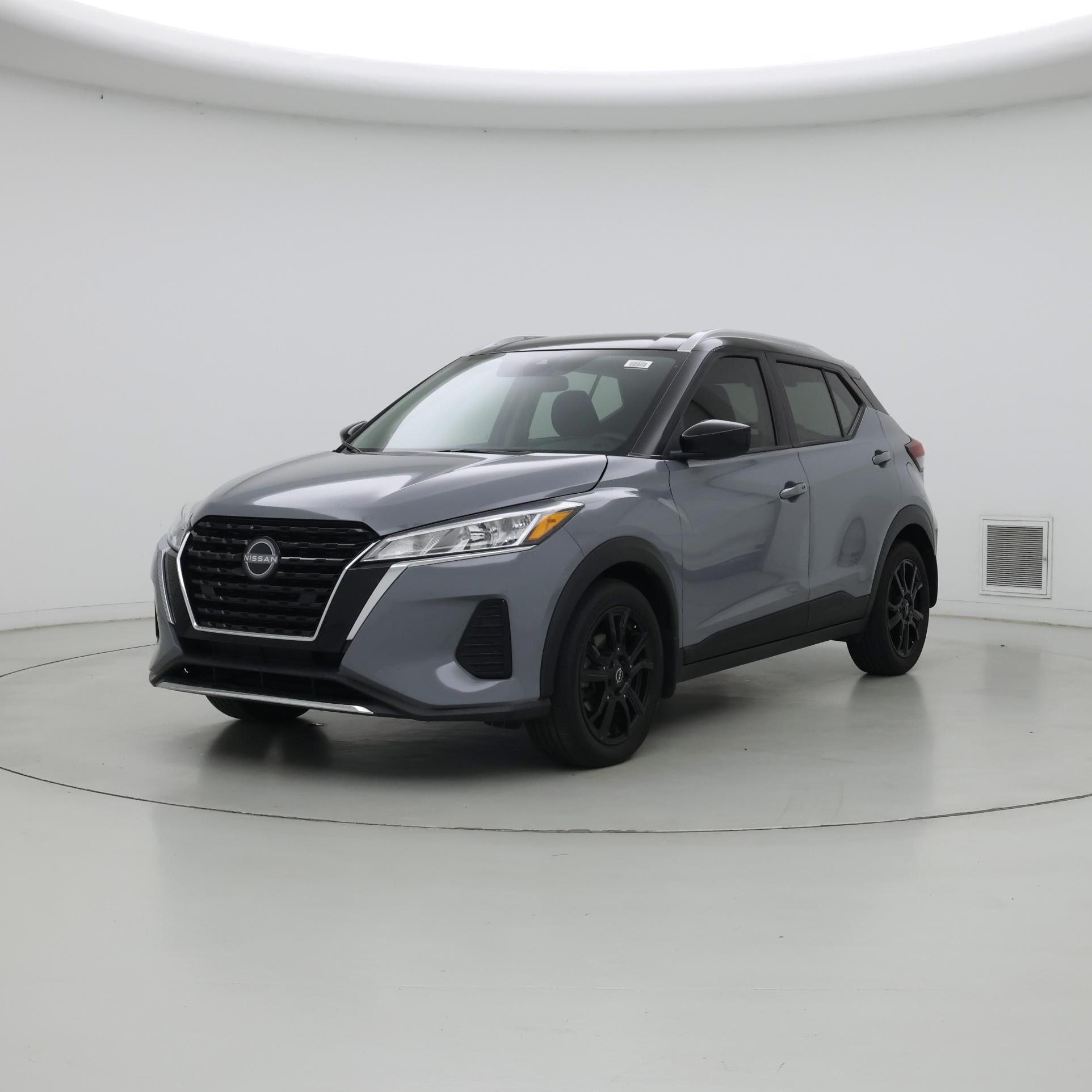 Thumbnail: 2023 Nissan Kicks - 4