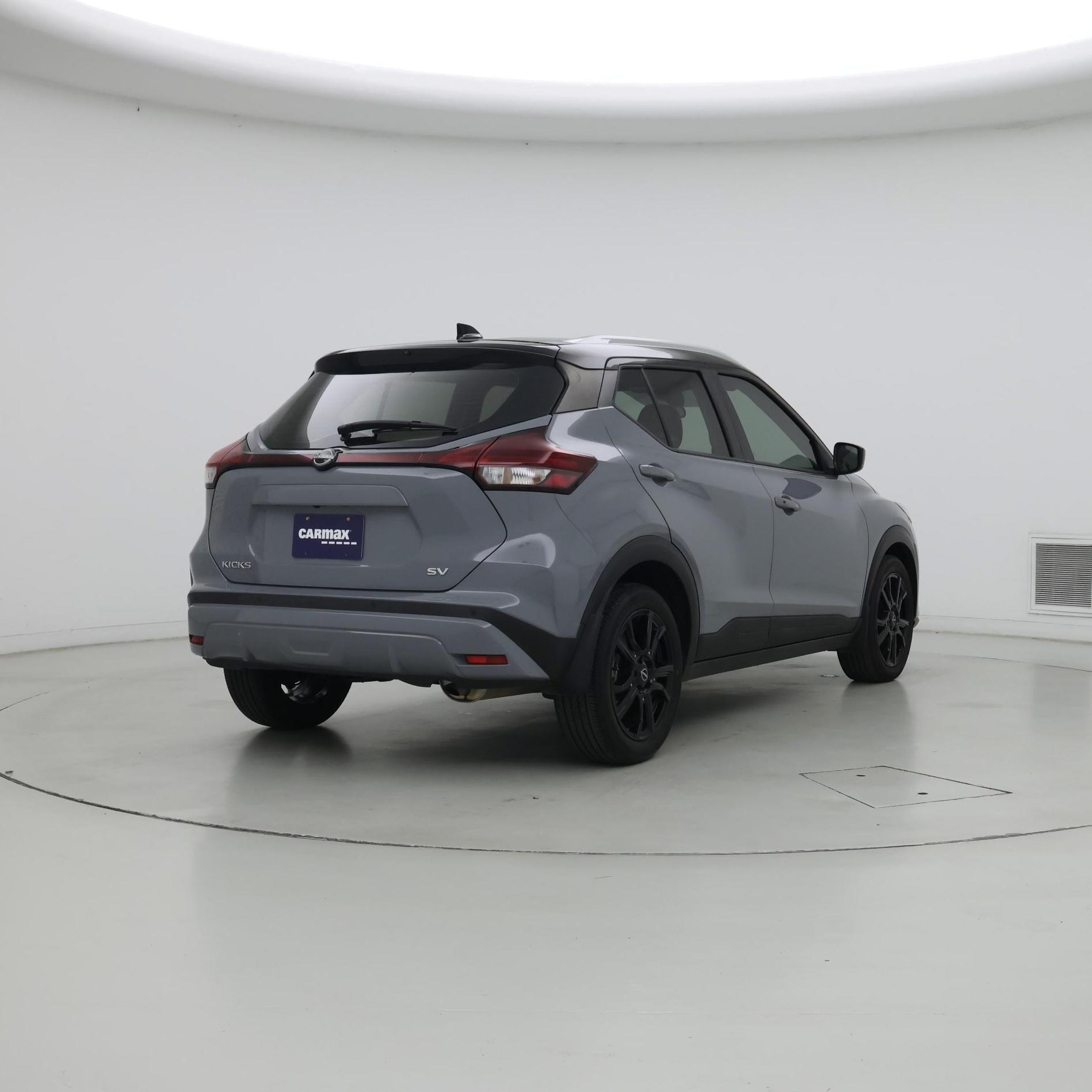 Thumbnail: 2023 Nissan Kicks - 8