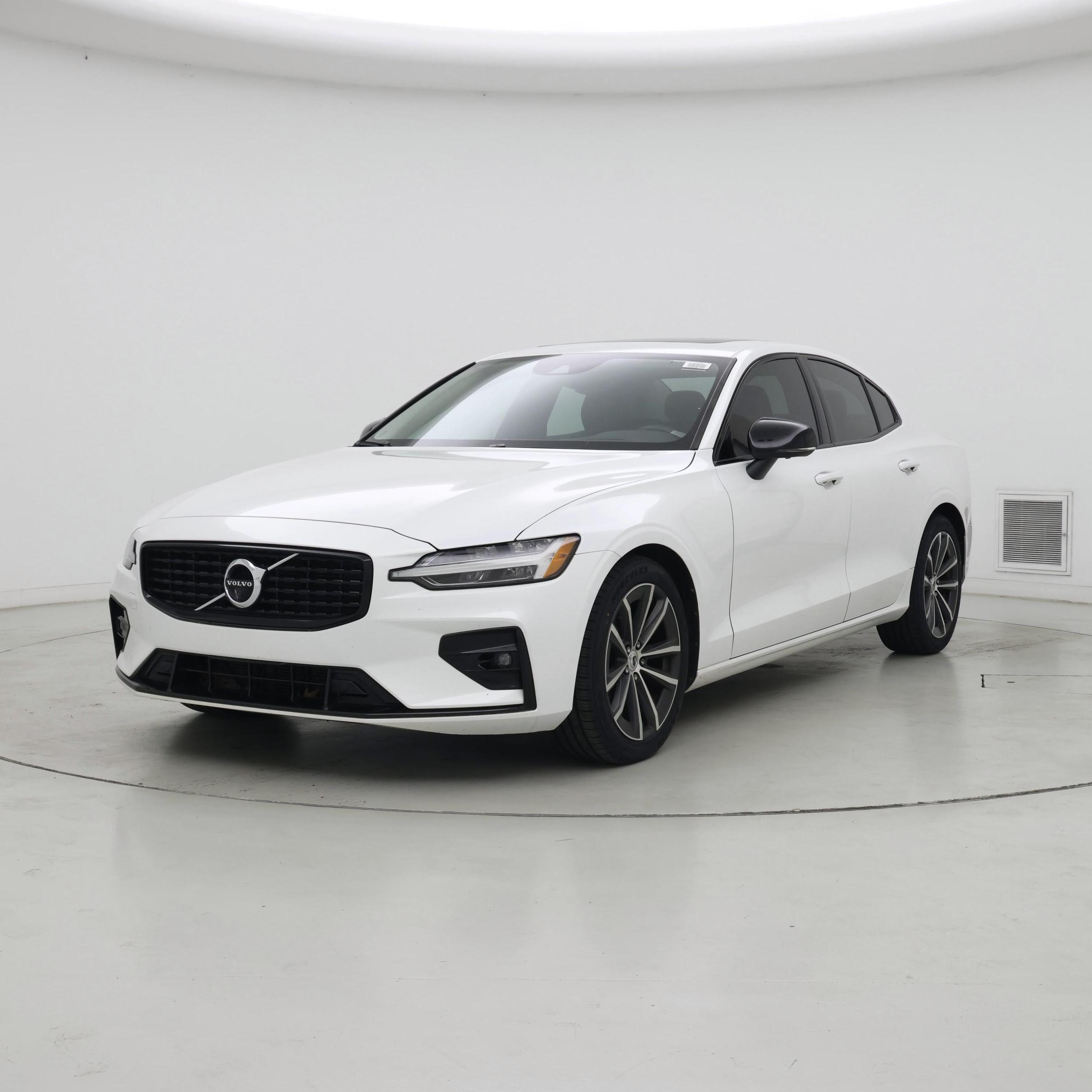 Thumbnail: 2022 Volvo S60 - 4