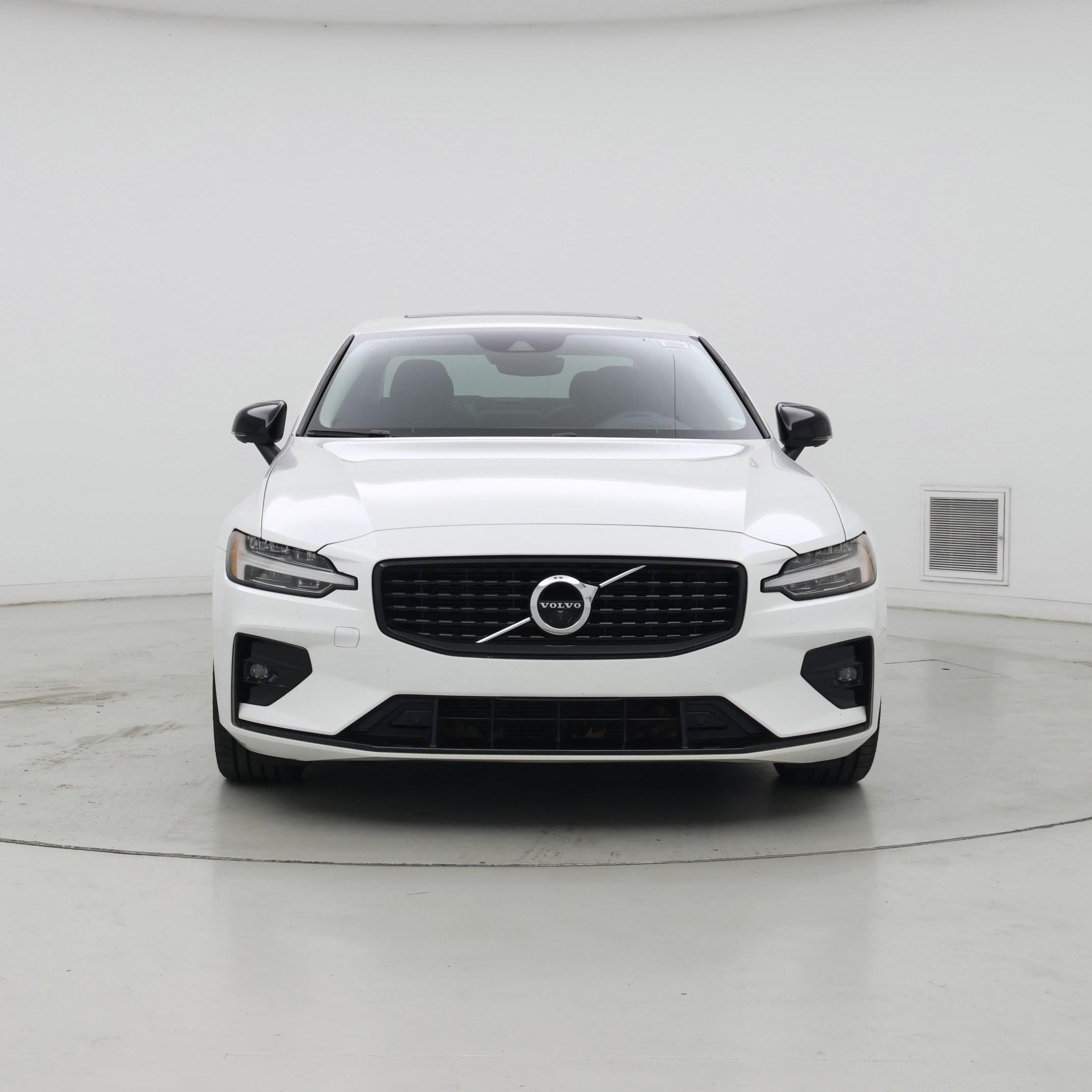 Thumbnail: 2022 Volvo S60 - 5