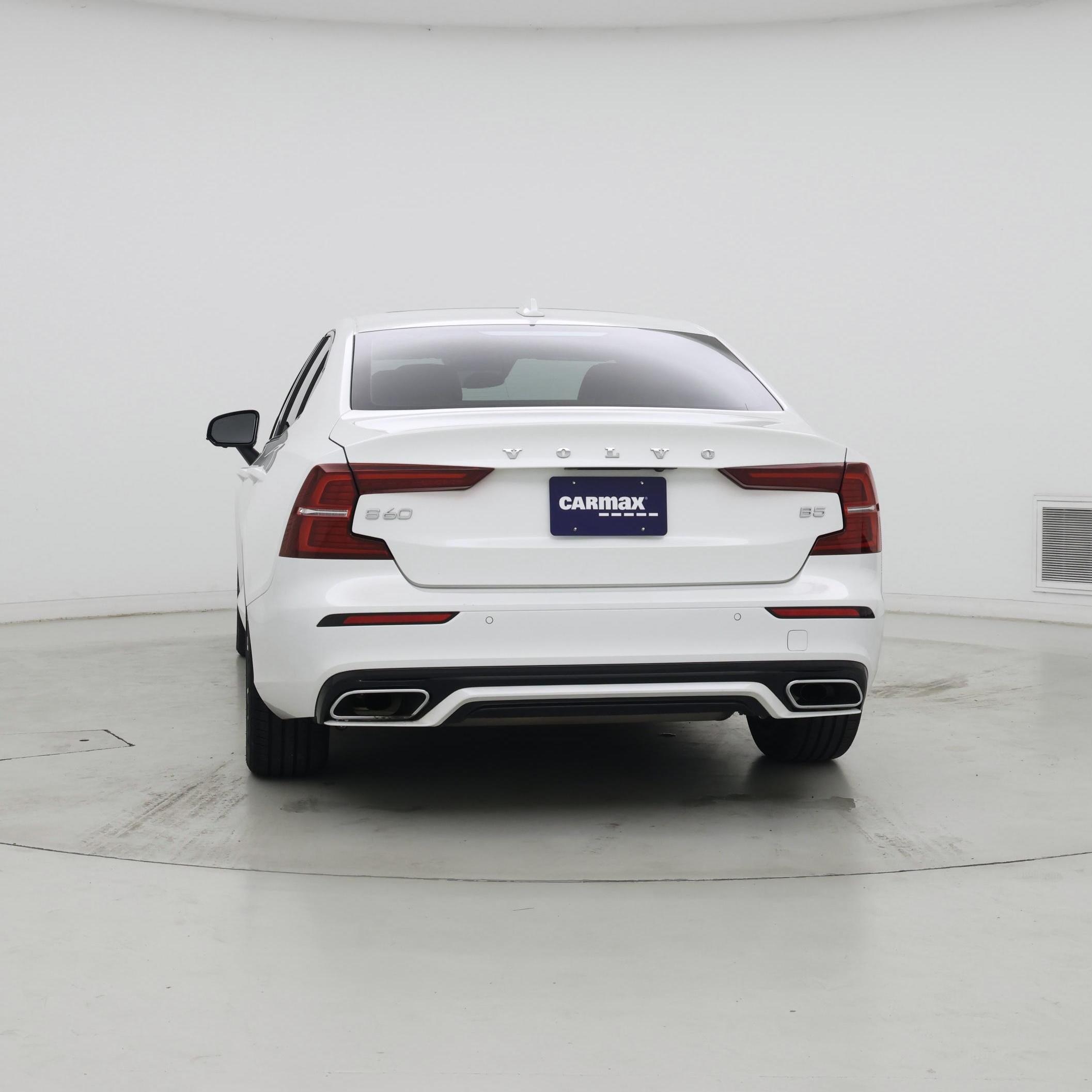 Thumbnail: 2022 Volvo S60 - 6