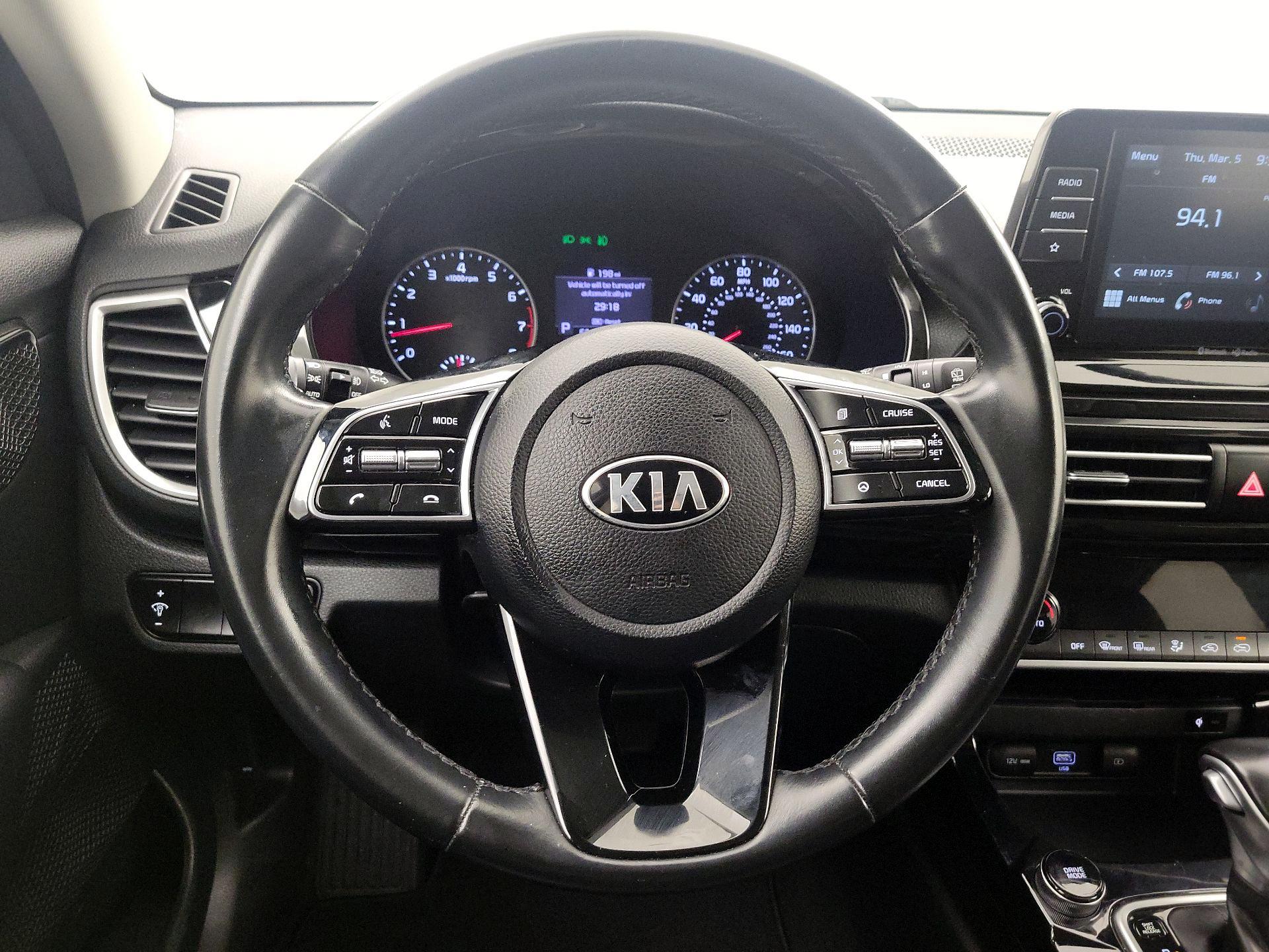 Thumbnail: 2021 Kia Seltos - 10