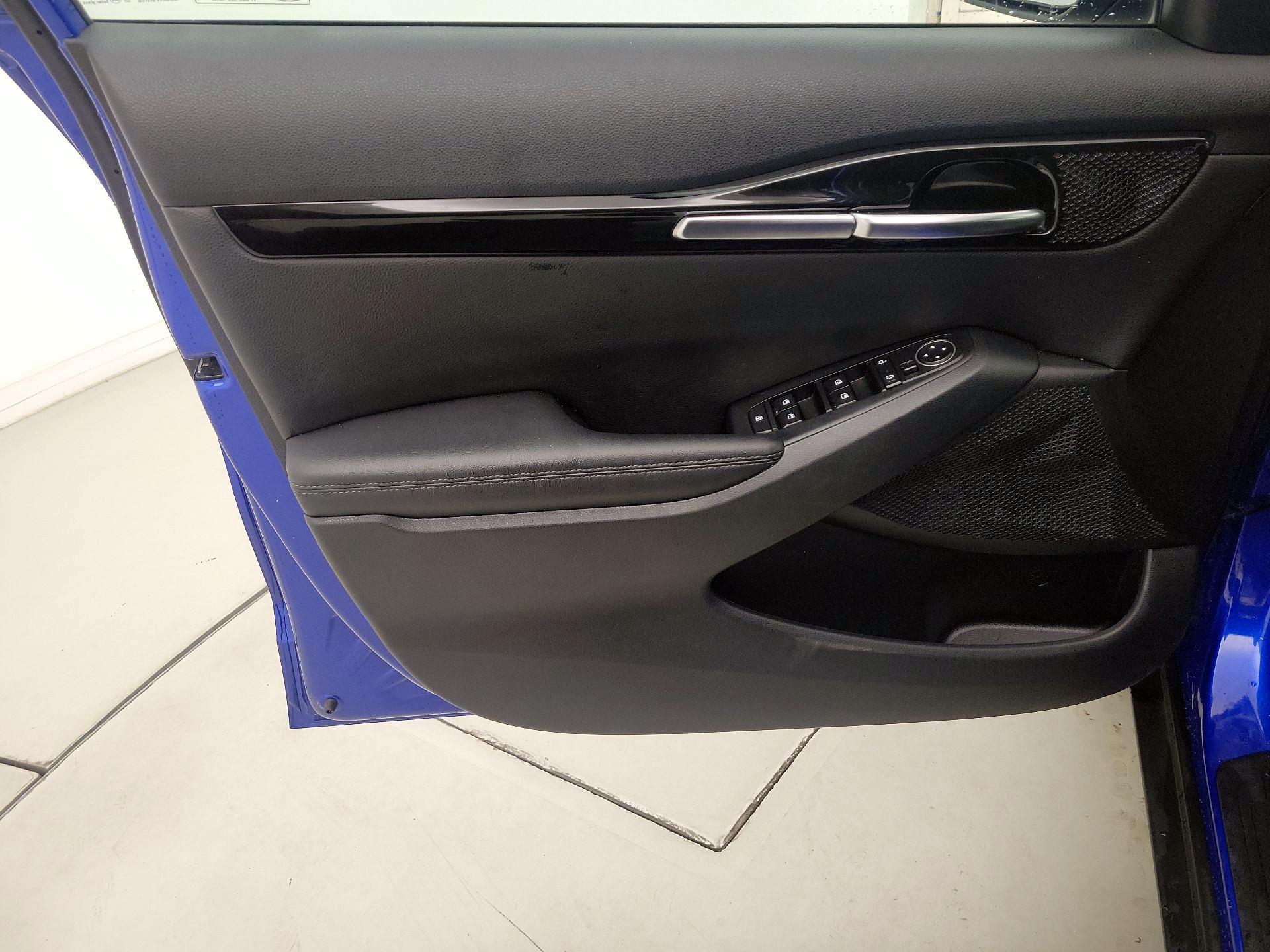 Thumbnail: 2021 Kia Seltos - 12