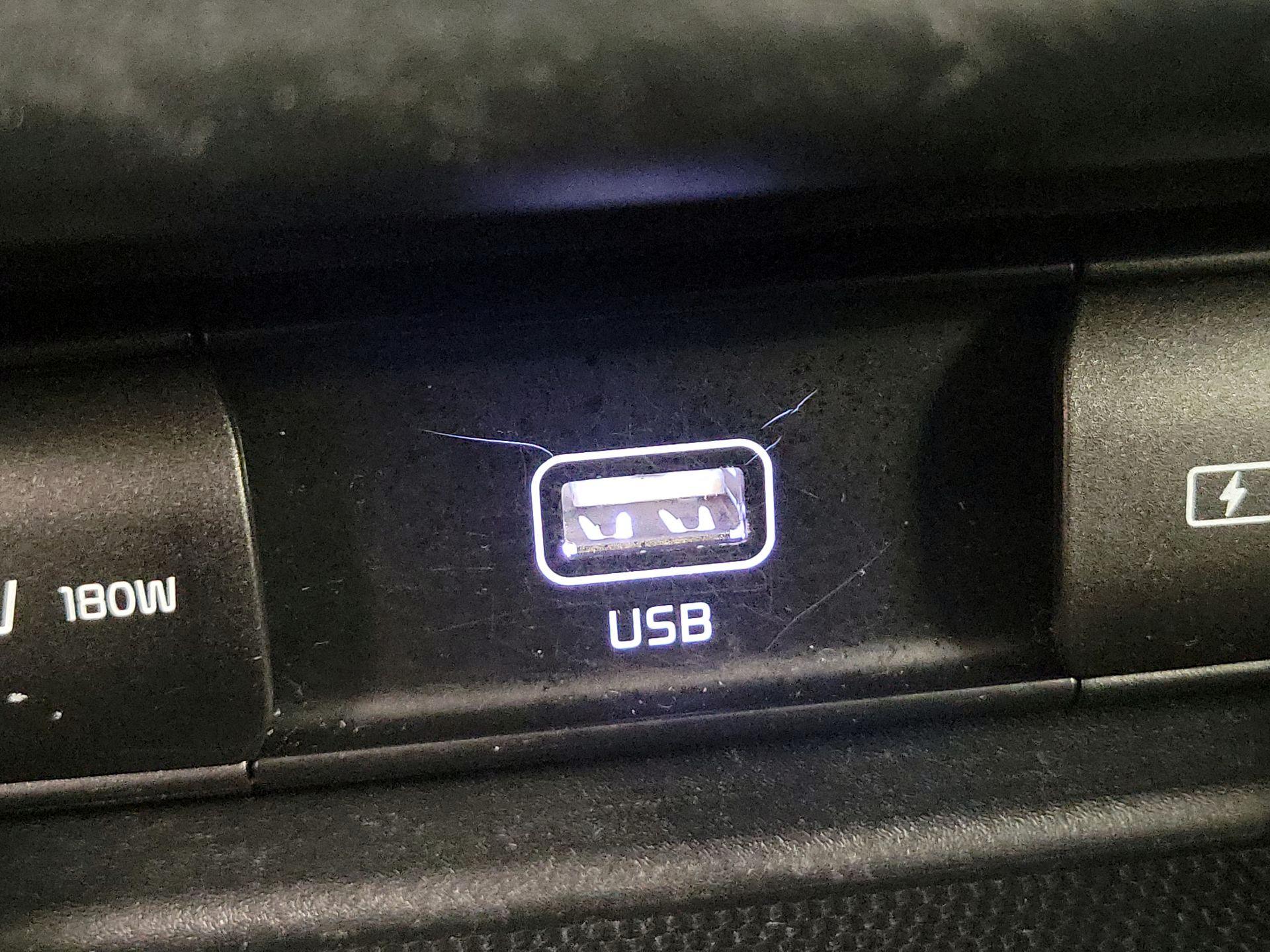 Thumbnail: 2021 Kia Seltos - 18