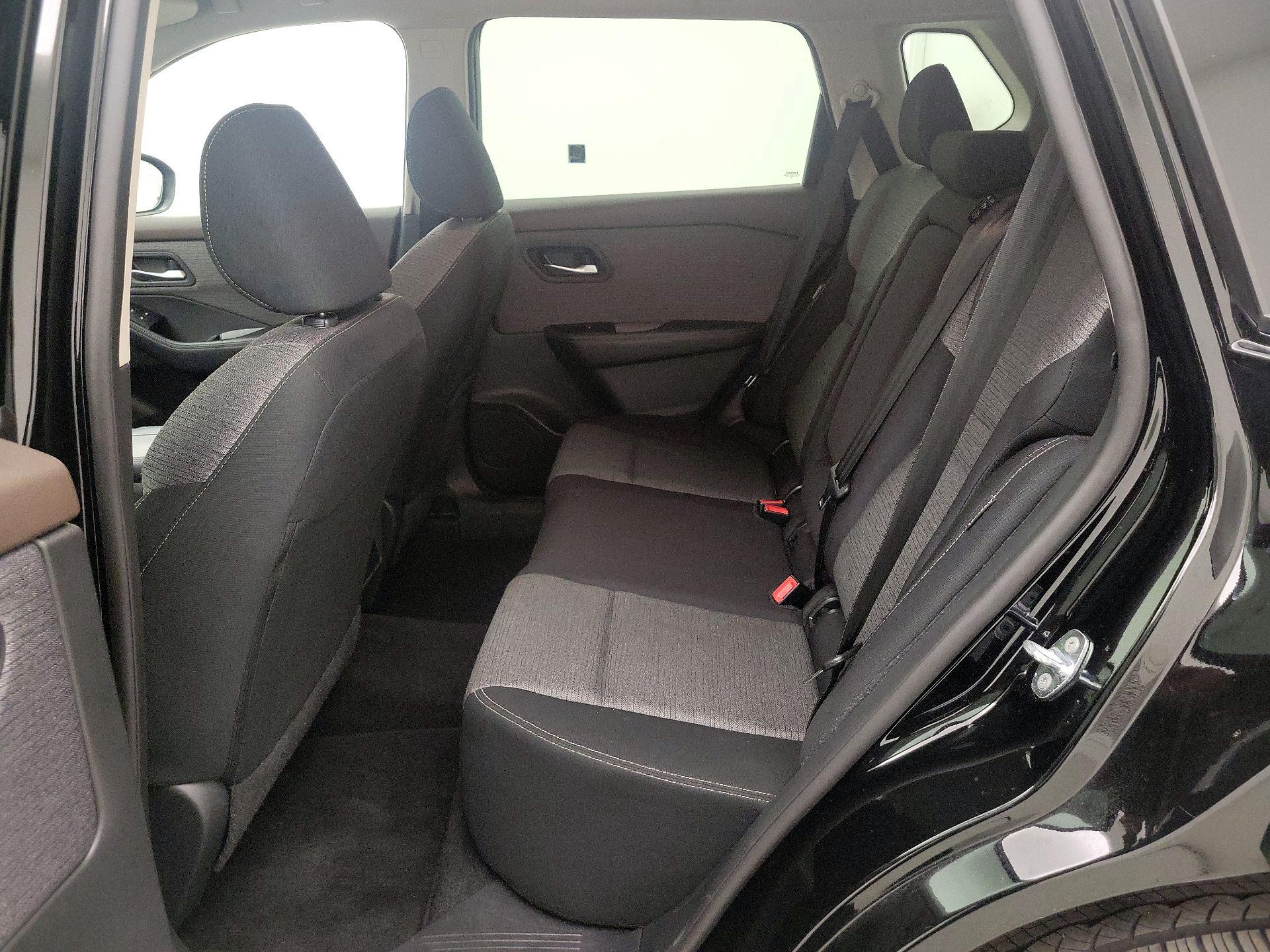 Thumbnail: 2023 Nissan Rogue - 19