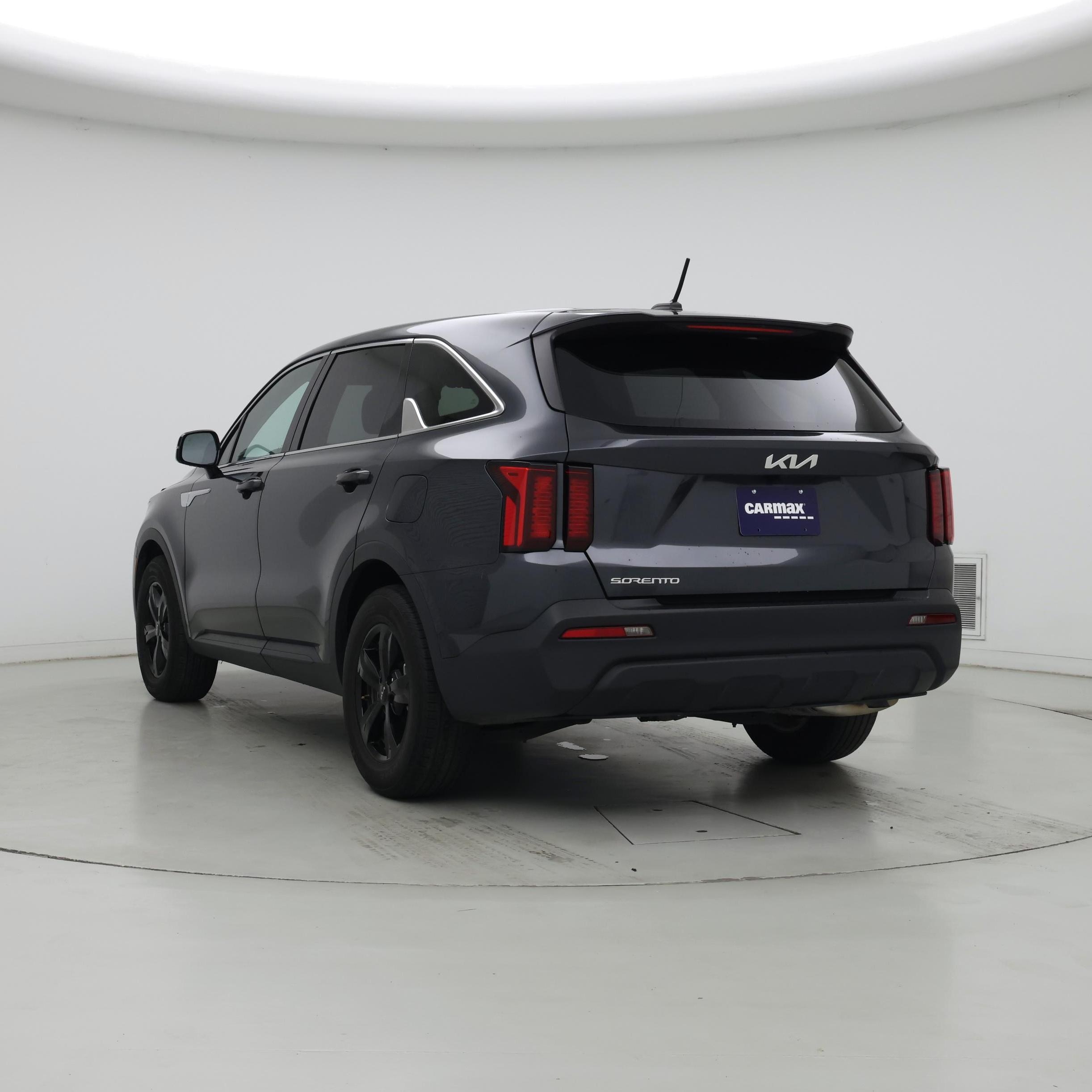 Thumbnail: 2023 Kia Sorento - 2