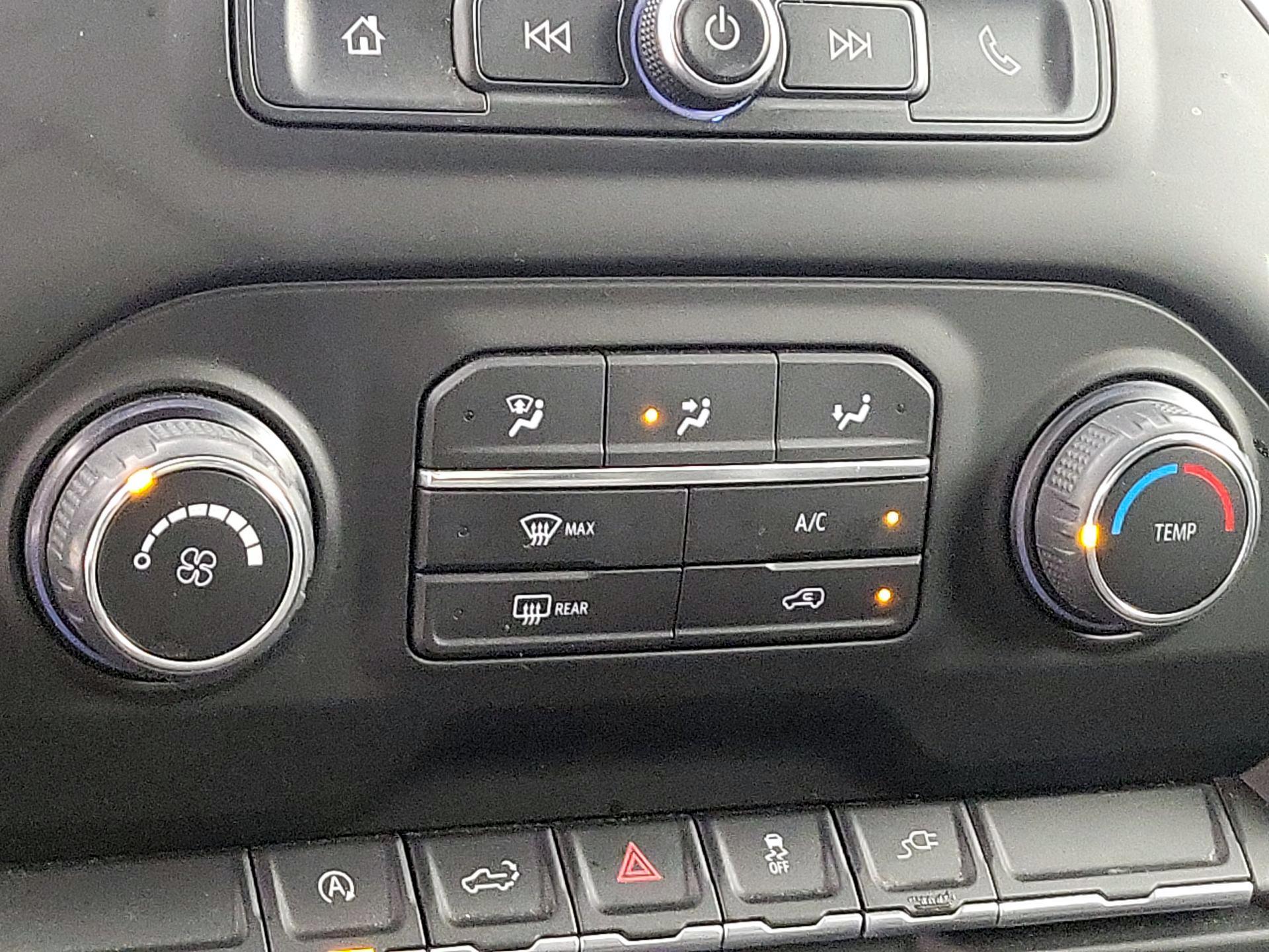 Thumbnail: 2022 Chevrolet Silverado 1500 - 16