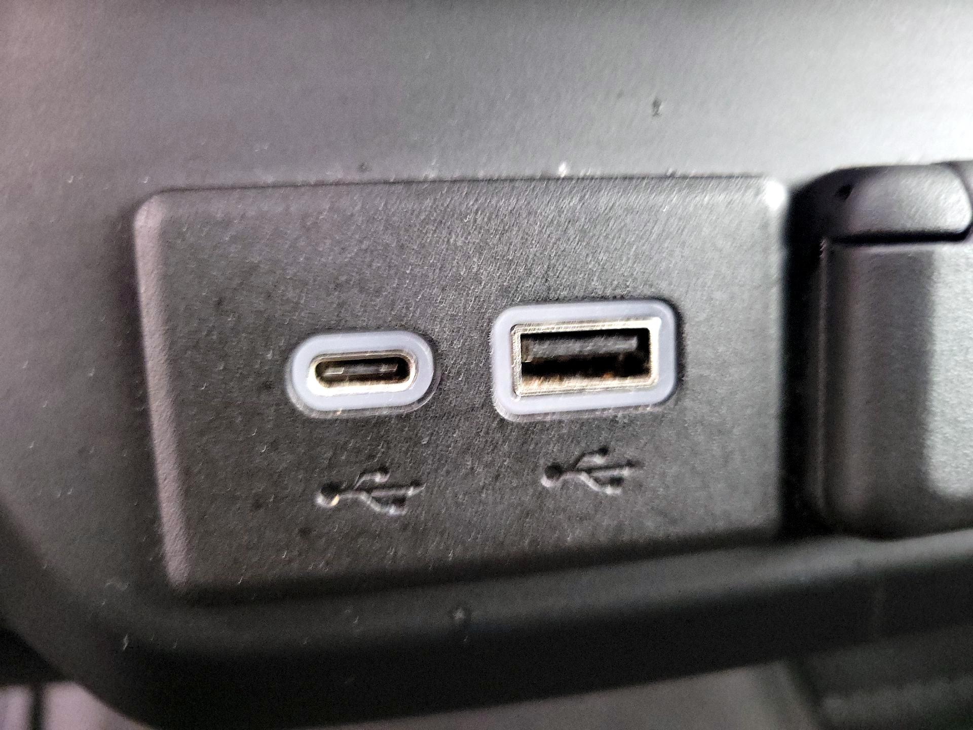 Thumbnail: 2022 Chevrolet Silverado 1500 - 18