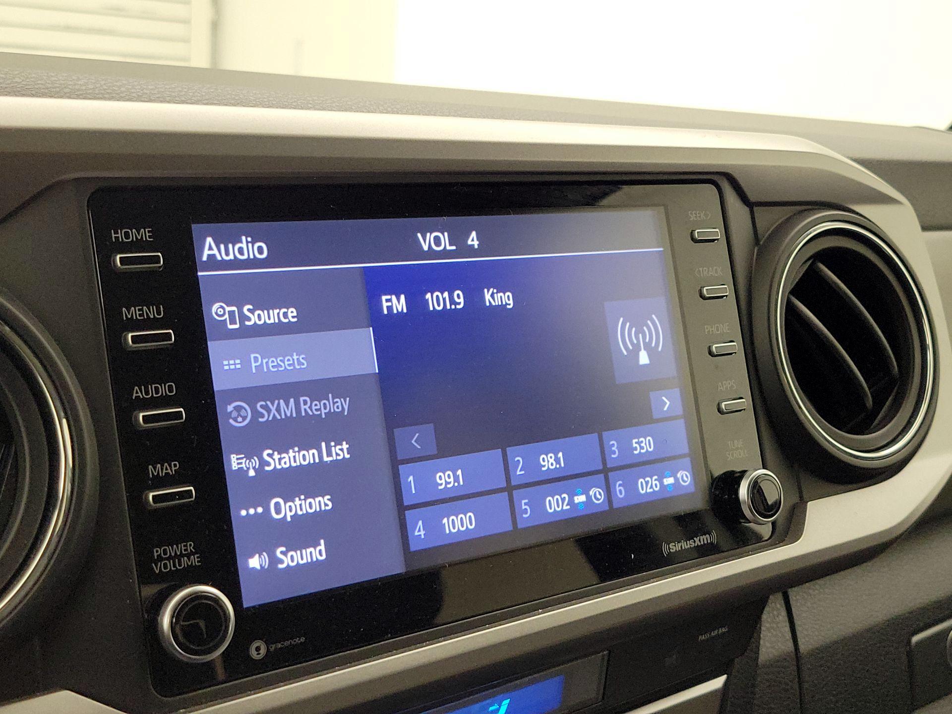 Thumbnail: 2023 Toyota Tacoma - 15