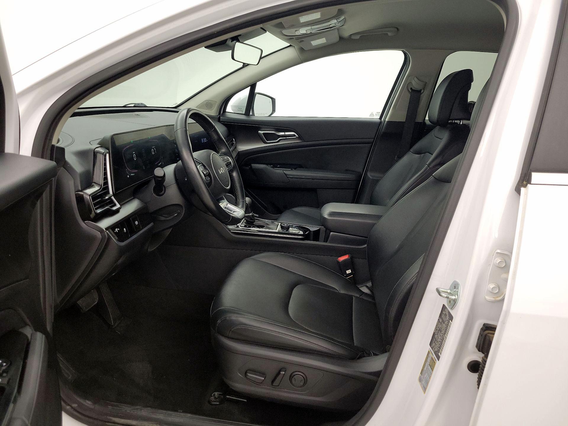 Thumbnail: 2023 Kia Sportage - 11