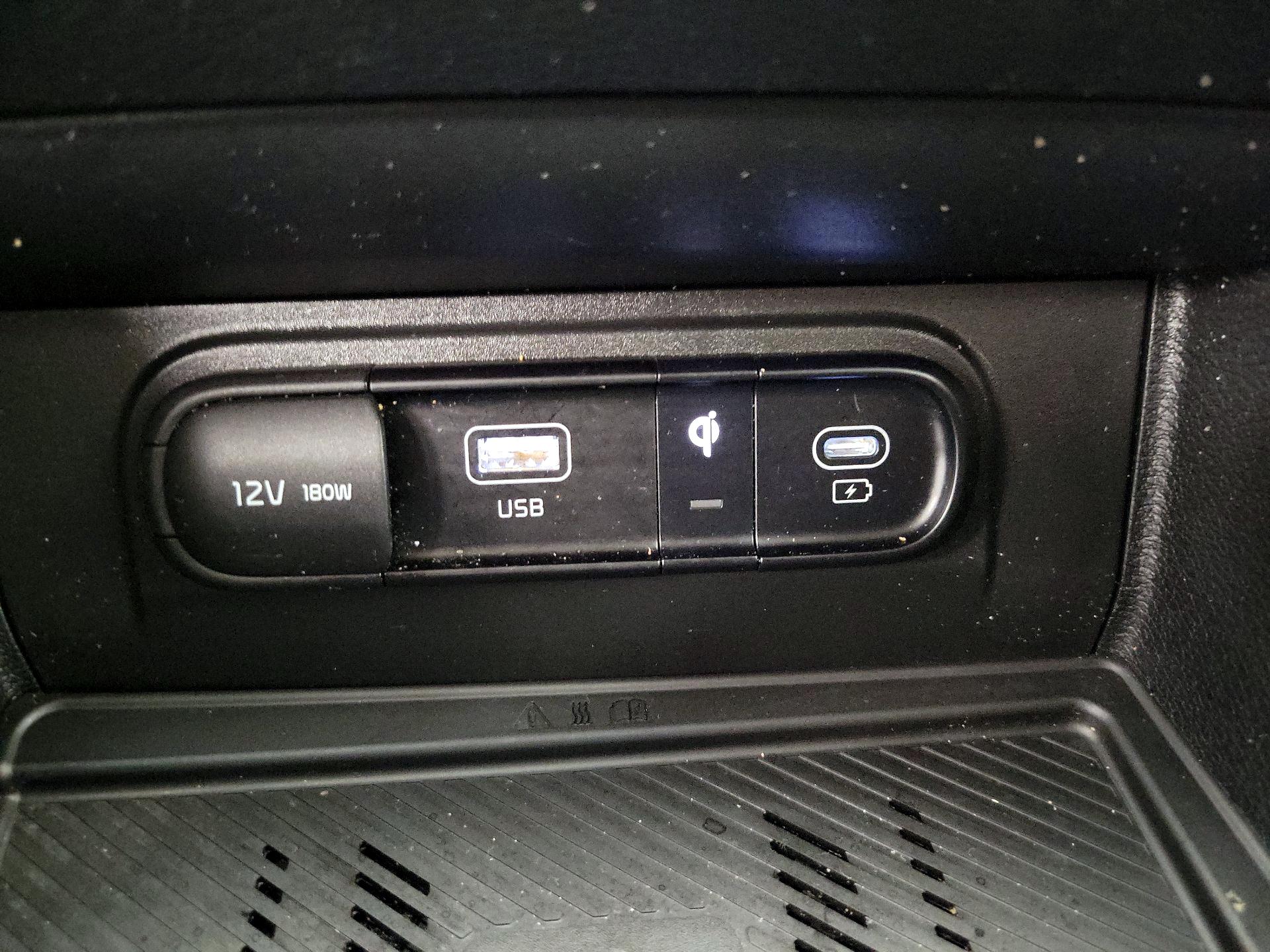 Thumbnail: 2023 Kia Sportage - 19