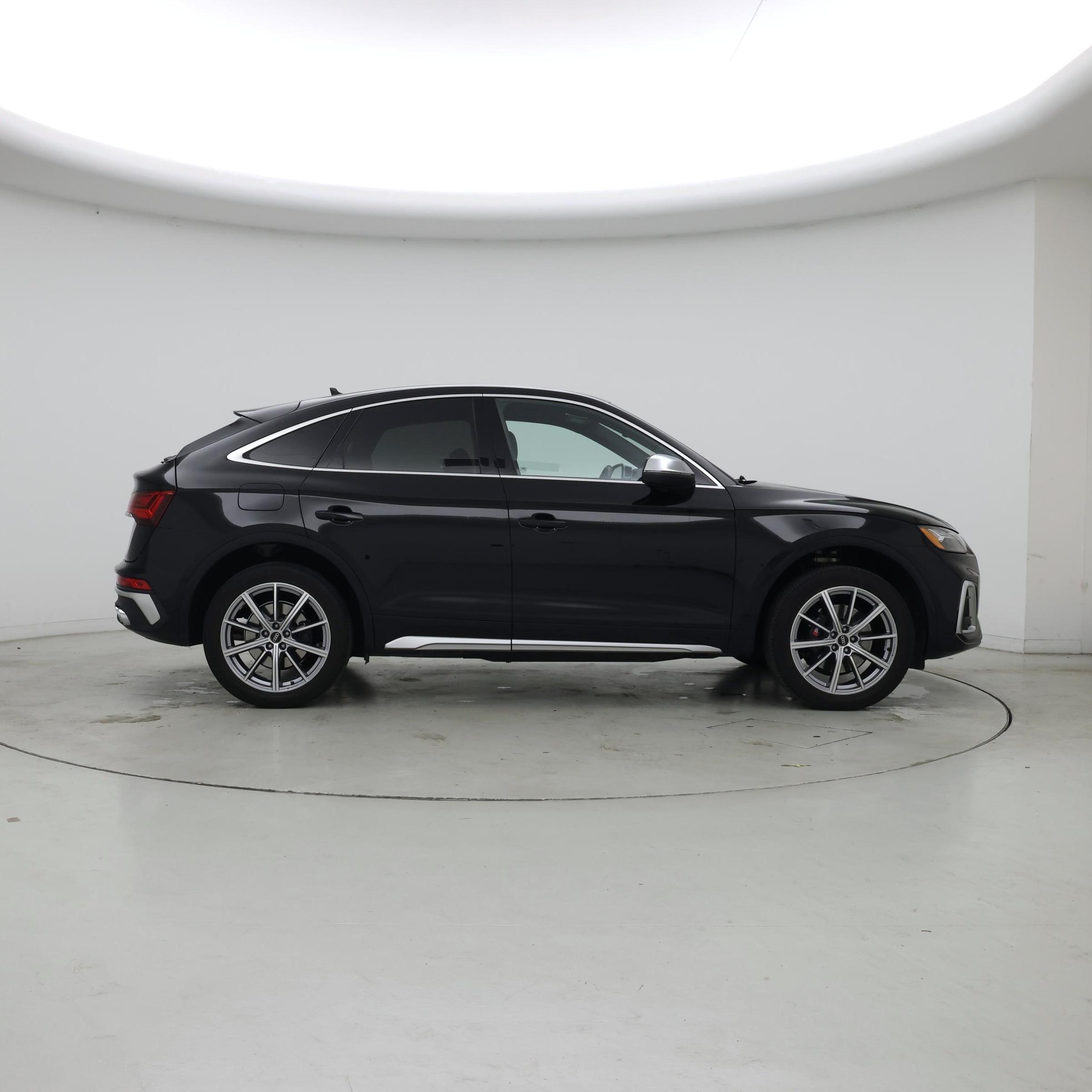 Thumbnail: 2022 Audi SQ5 - 7