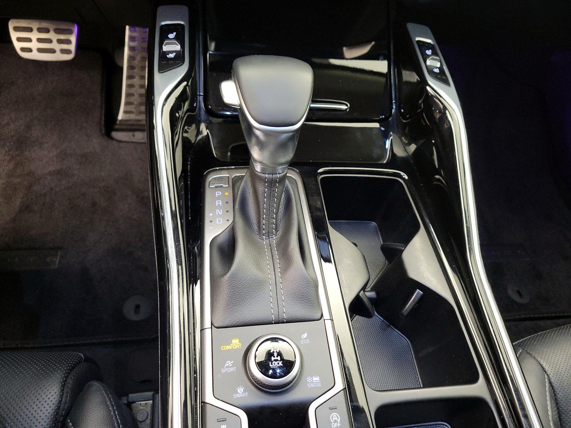 Thumbnail: 2023 Kia Sorento - 18