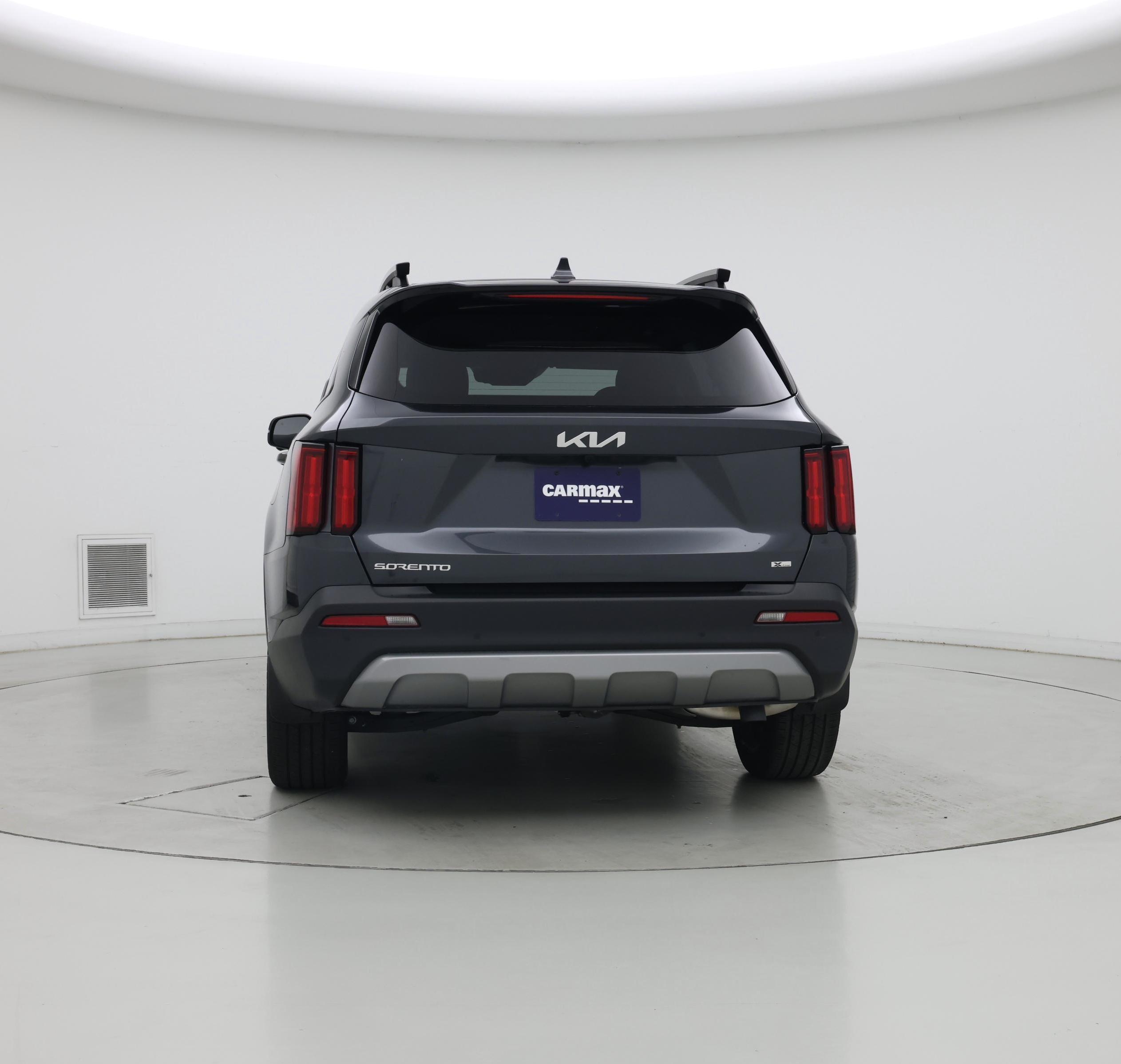 Thumbnail: 2023 Kia Sorento - 6