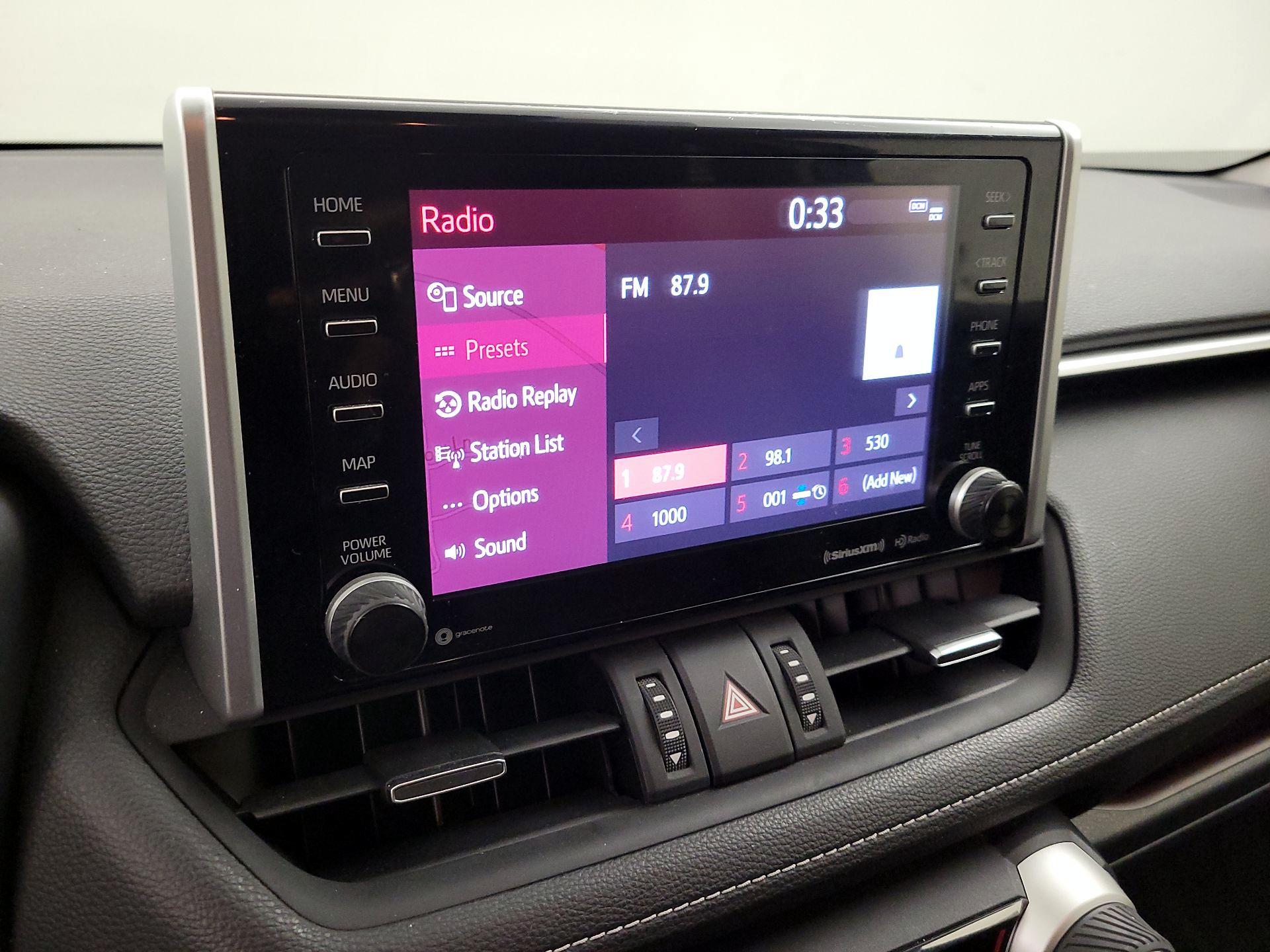 Thumbnail: 2019 Toyota RAV4 - 15